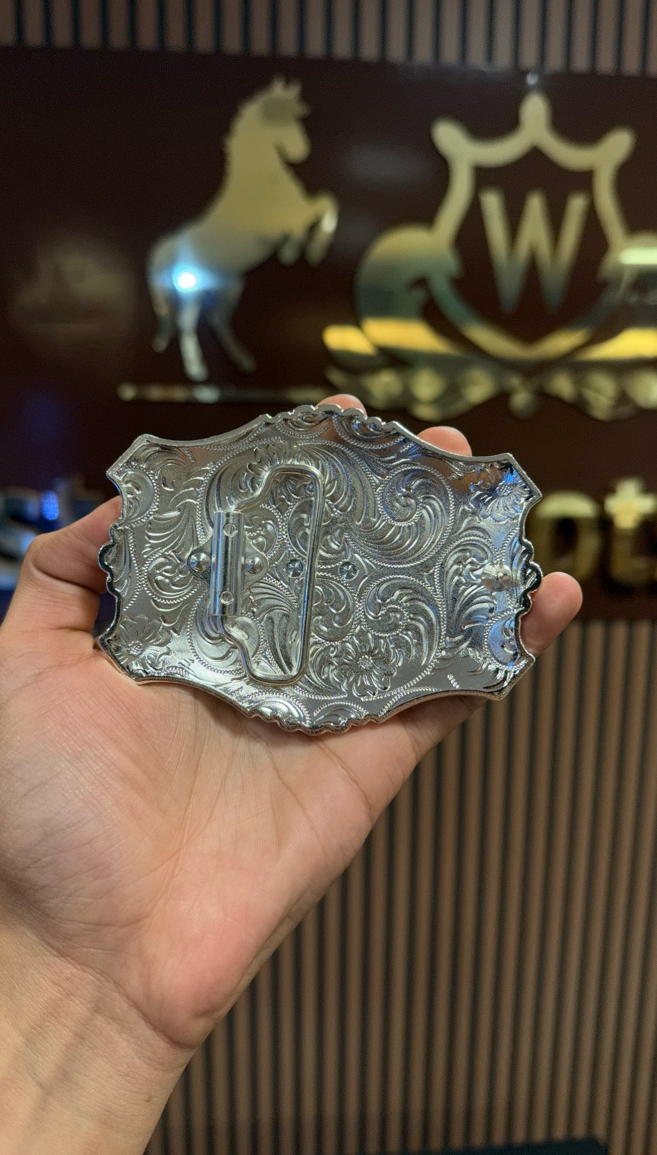 Long Horn Royal Rose Buckle