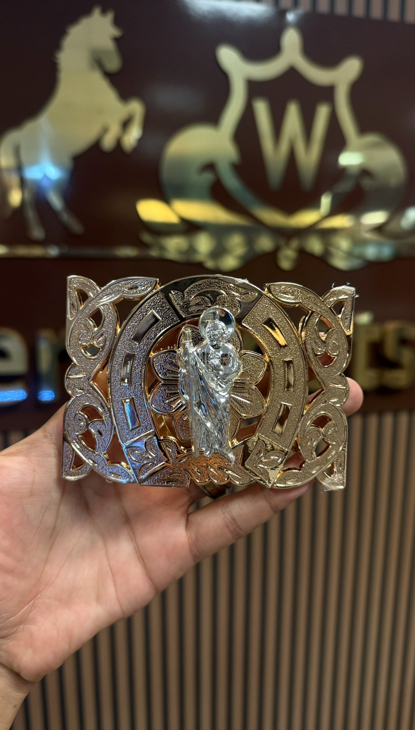 San Judas Square Horse Shoe Buckle