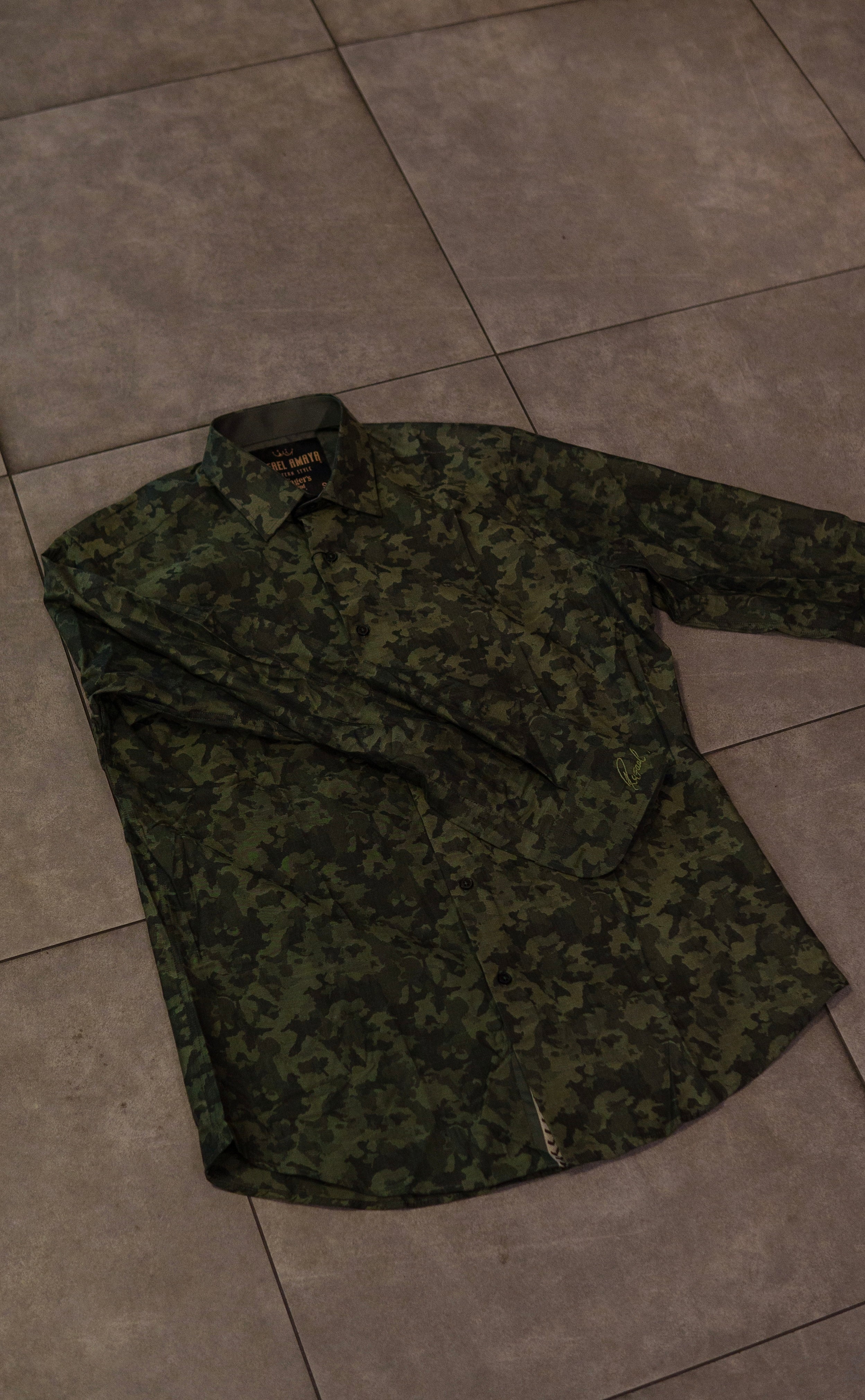 Men’s Printed Long Sleeve Button Up - Green Camo