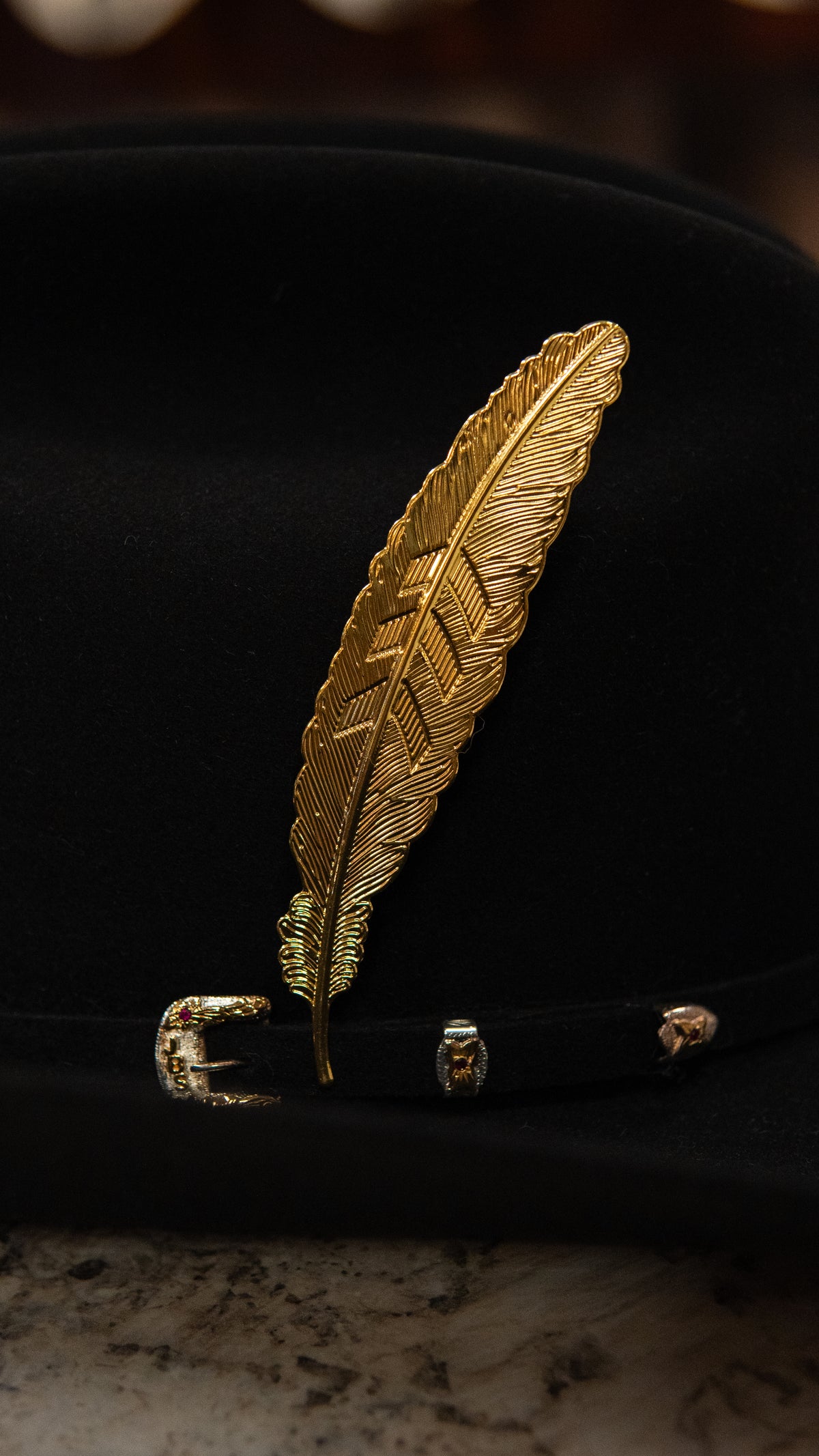 GOLD & SILVER FEATHERS