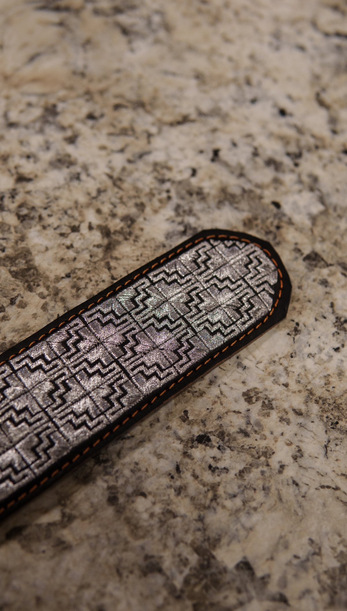 Men’s 2” Belt - Silver Plaque