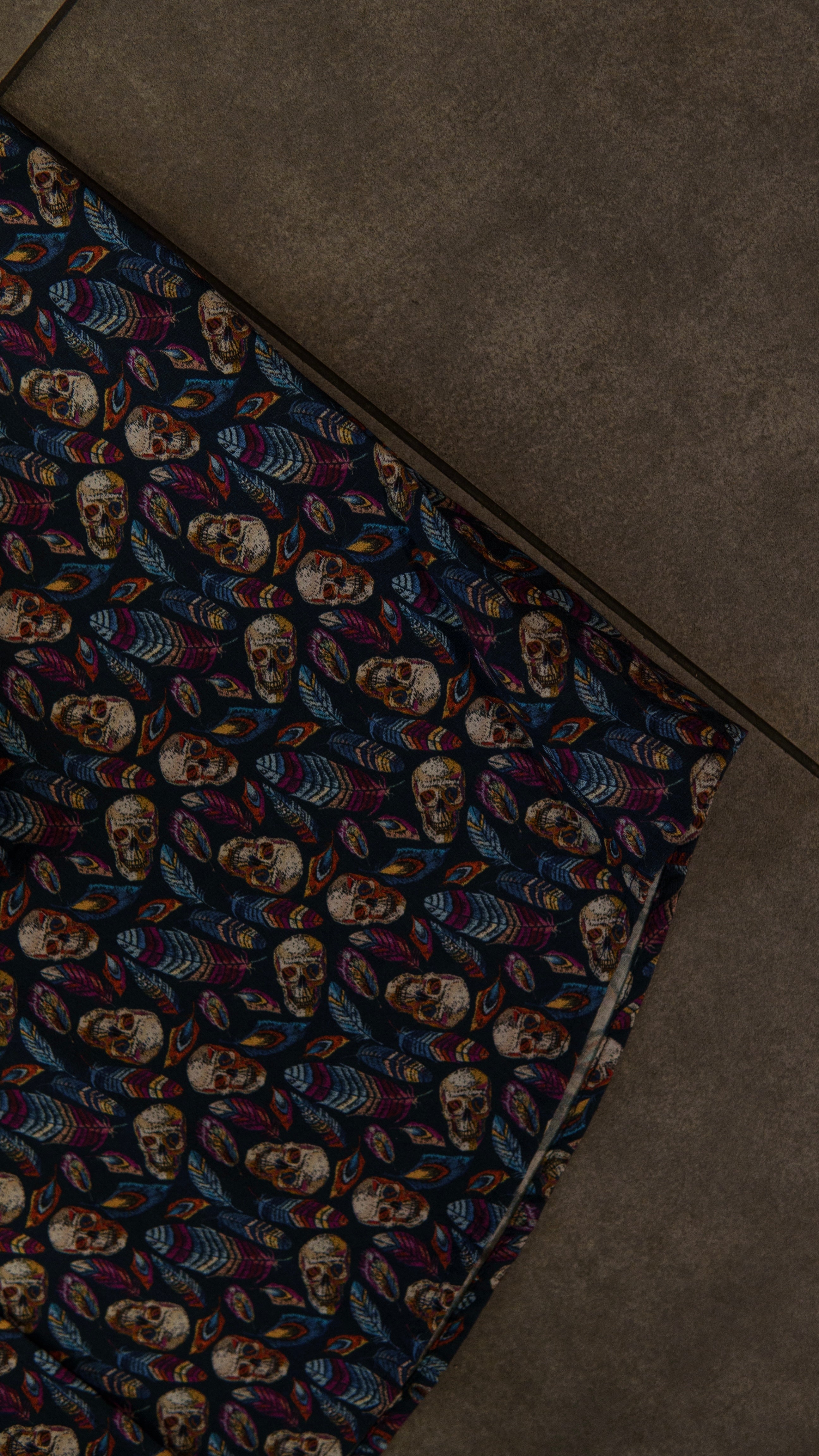 Men’s Printed Long Sleeve Button Up - Cotton Skull Candy