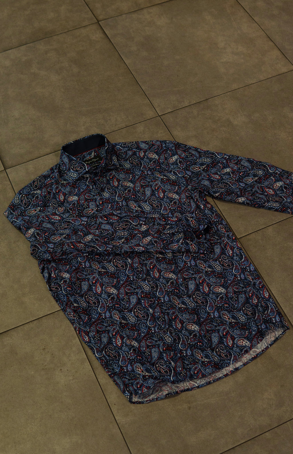 Men’s Printed Long Sleeve Button Up - Shark Attack Paisley