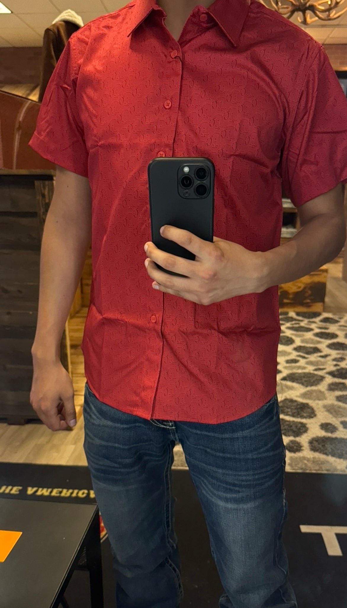 Men’s Short Sleeve Button Up - Blood Royal