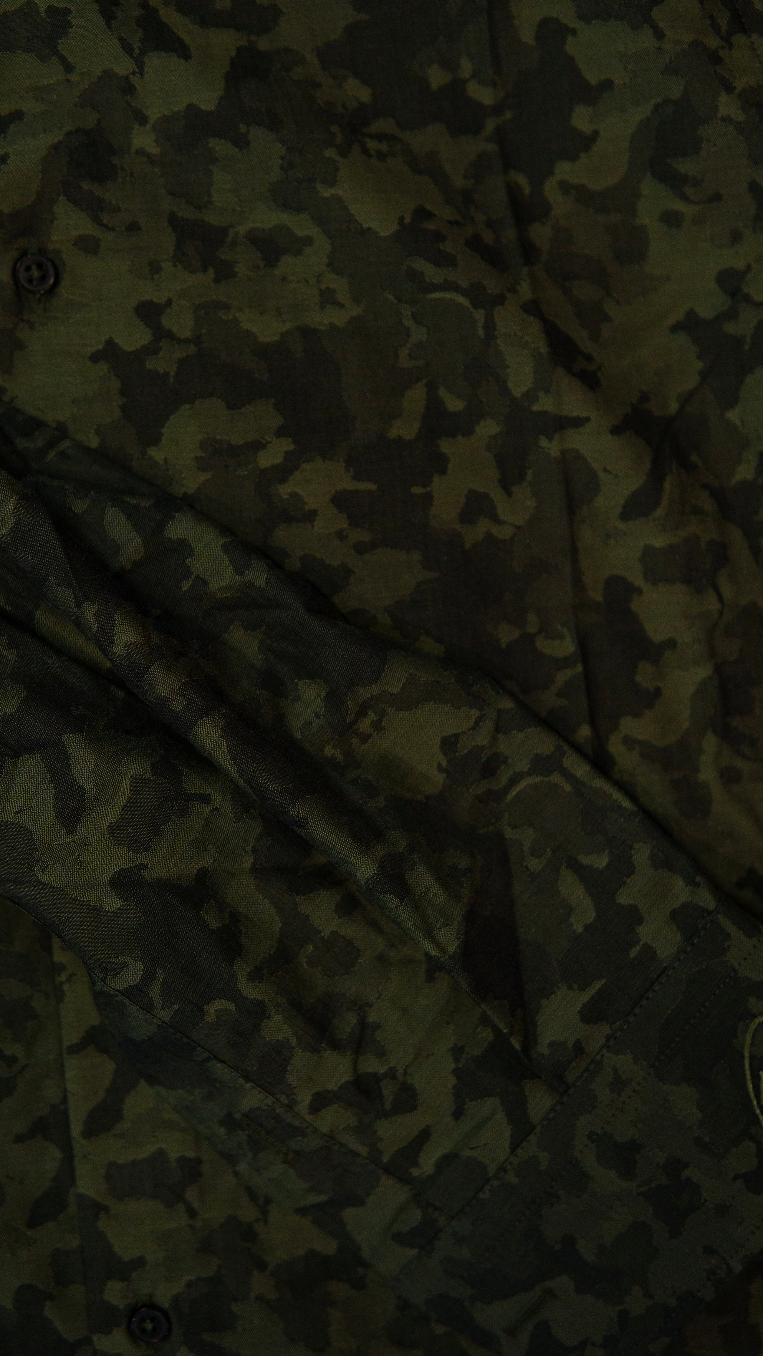 Men’s Printed Long Sleeve Button Up - Green Camo