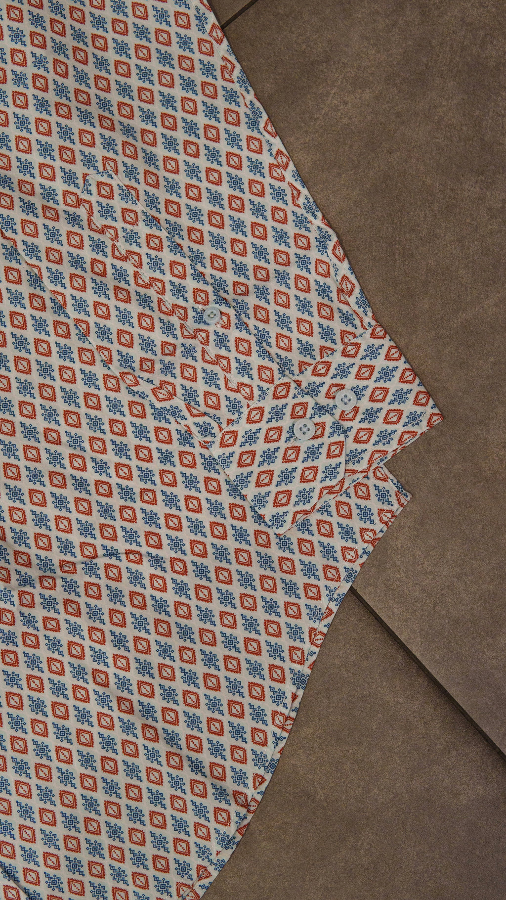 Men’s Printed Long Sleeve Button Up - Printed Ornament