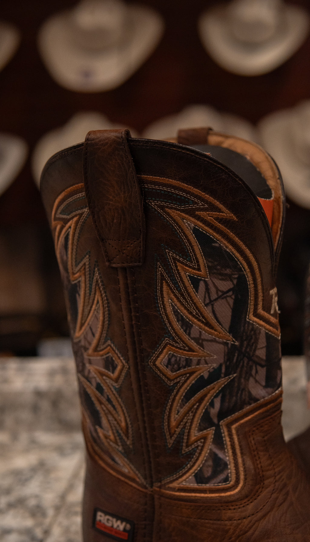 Rio Grande Work Wear Boots - Frison Shoulder Red Wood Ranger Whisky Steel Toe Boots