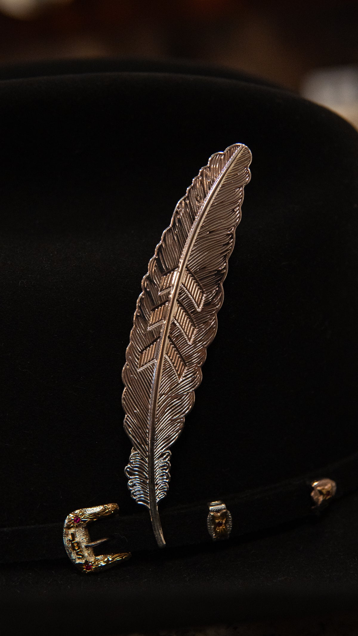GOLD & SILVER FEATHERS