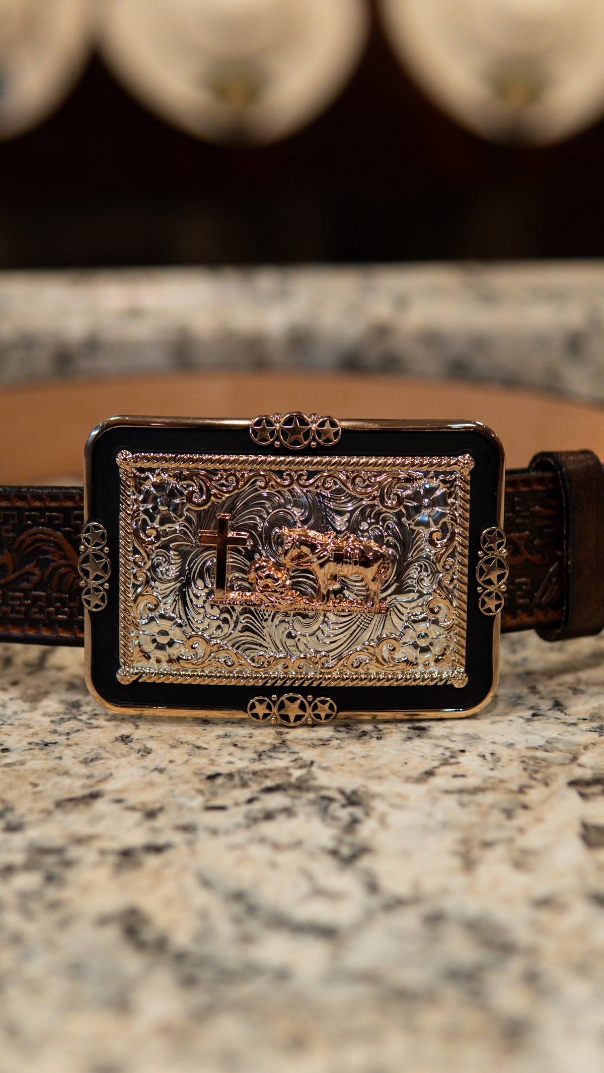 Kneeling Horse Black Border Western Buckle