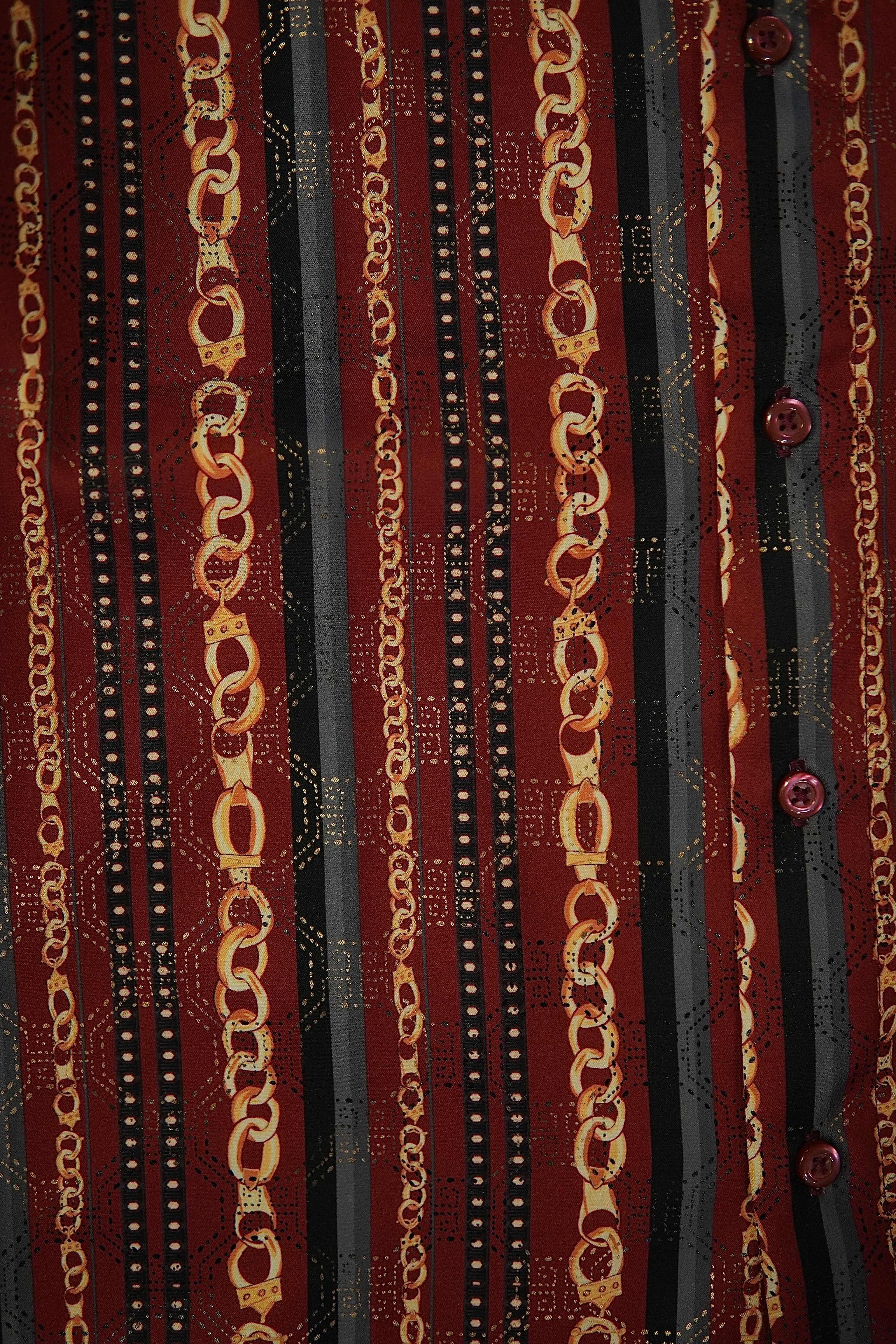 Men’s Printed Short Sleeve Button Up - Red Gold Chains