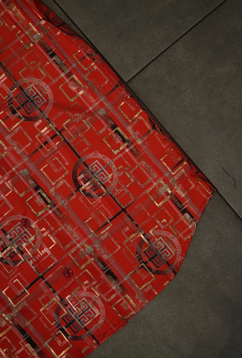 Men’s Printed Short Sleeve Button Up - Red Plasma