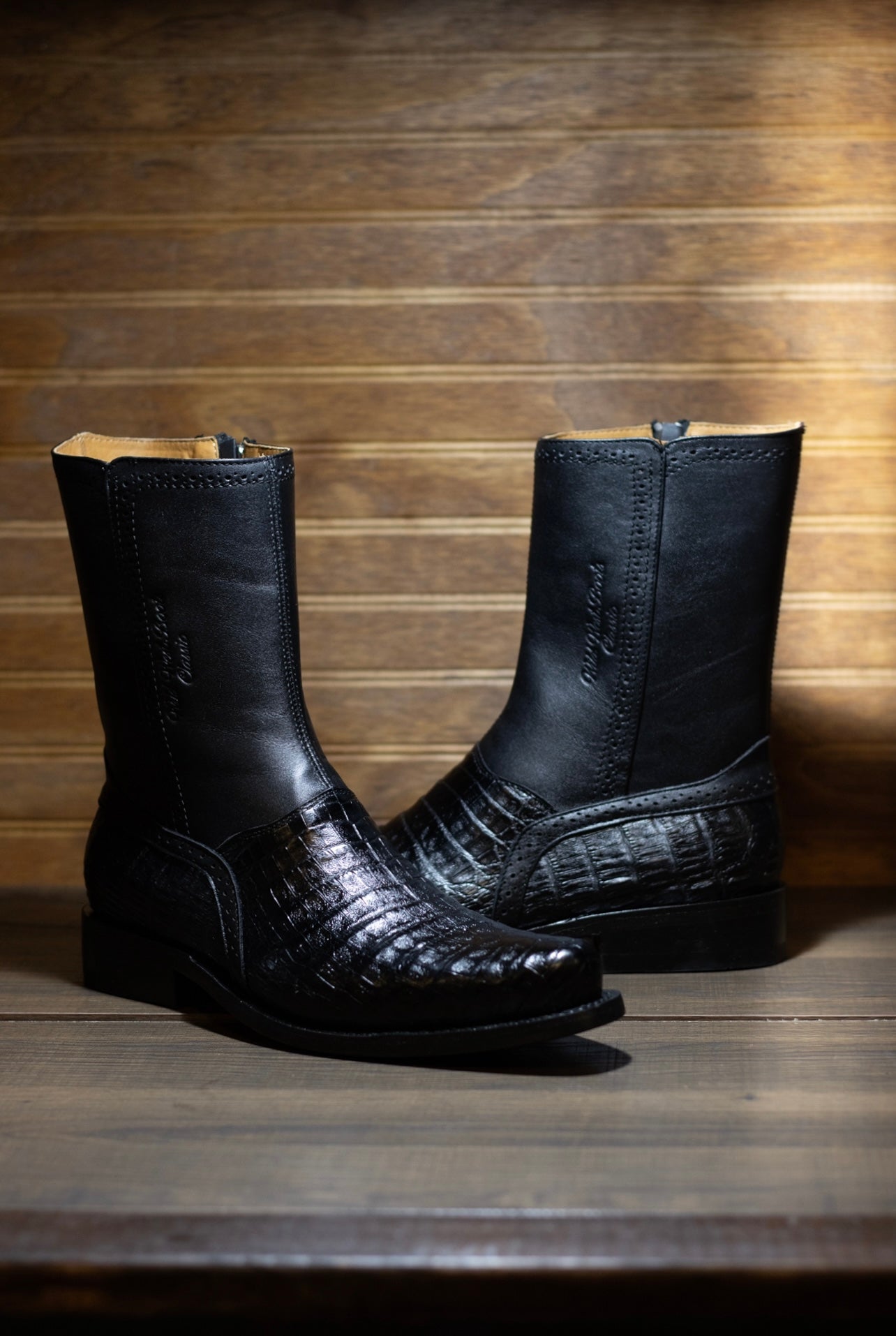 Caiman Belly Francia Zipper Botin “Midnight Black”