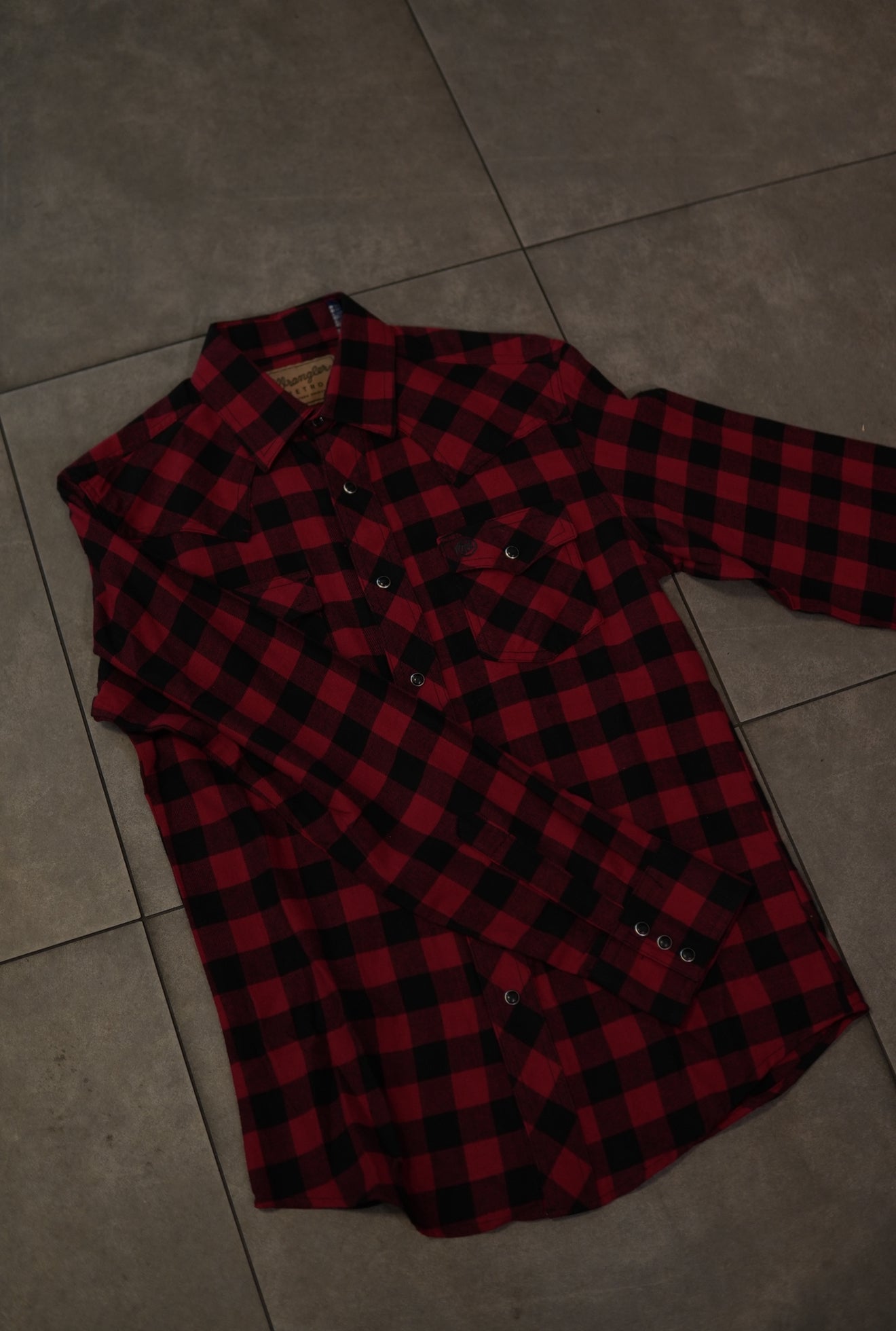 Wrangler Retro Button Up - Red Plaid