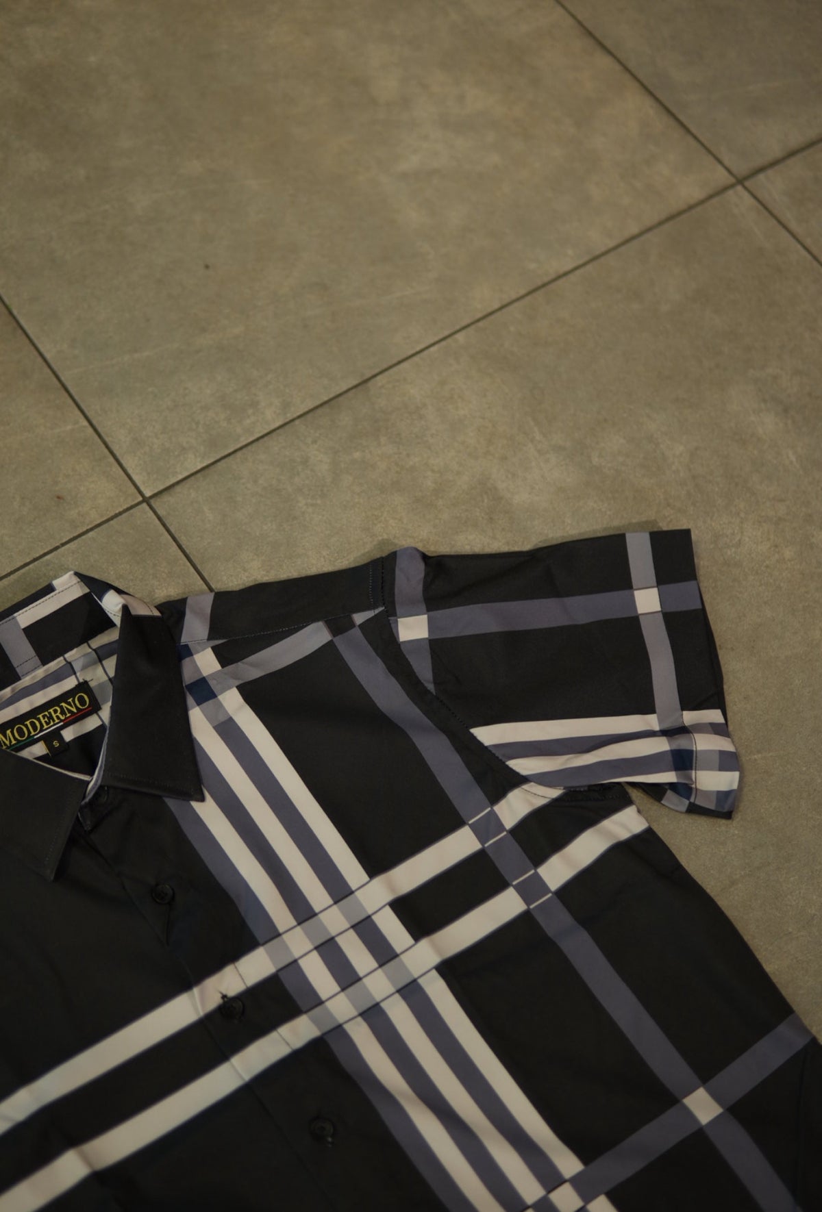 Men’s Moderno Short Sleeve Button Up Purple Plaid