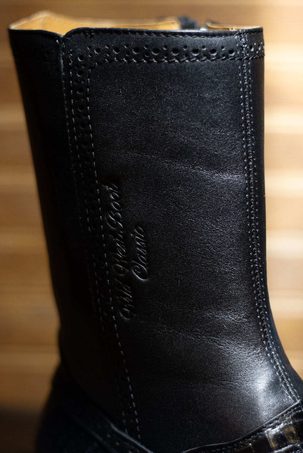 Caiman Belly Francia Zipper Botin “Midnight Black”