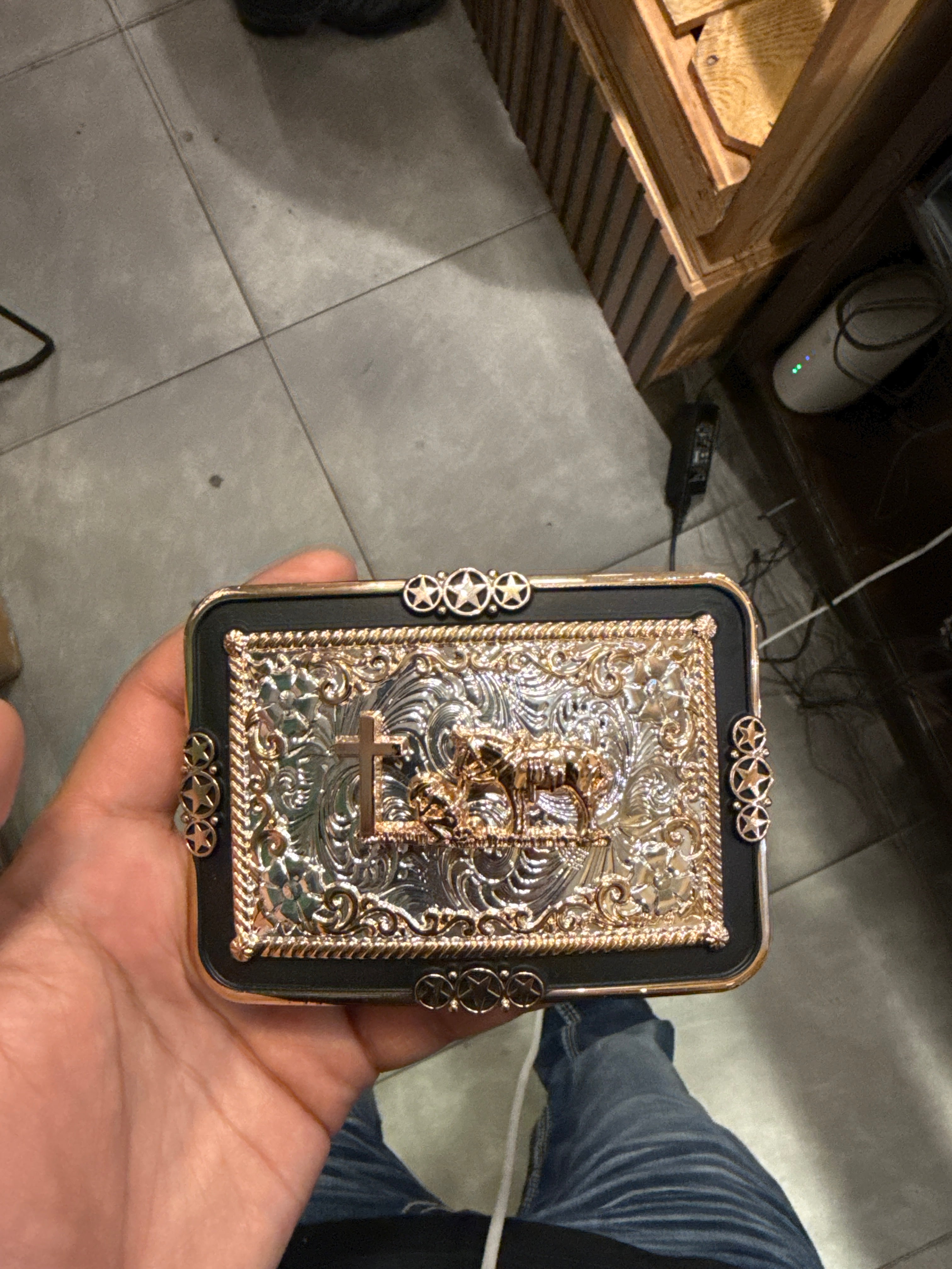 Kneeling Horse Black Border Western Buckle