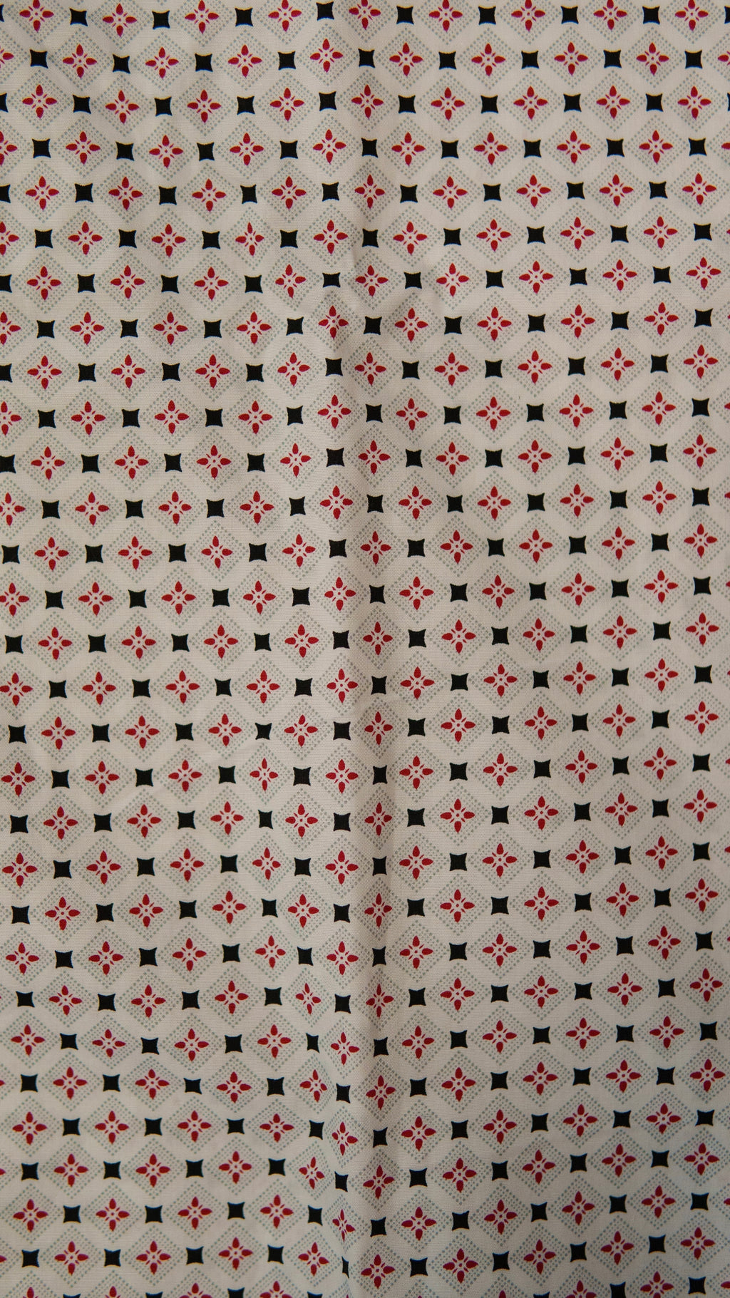 Men’s Printed Long Sleeve Button Up - Red Stars