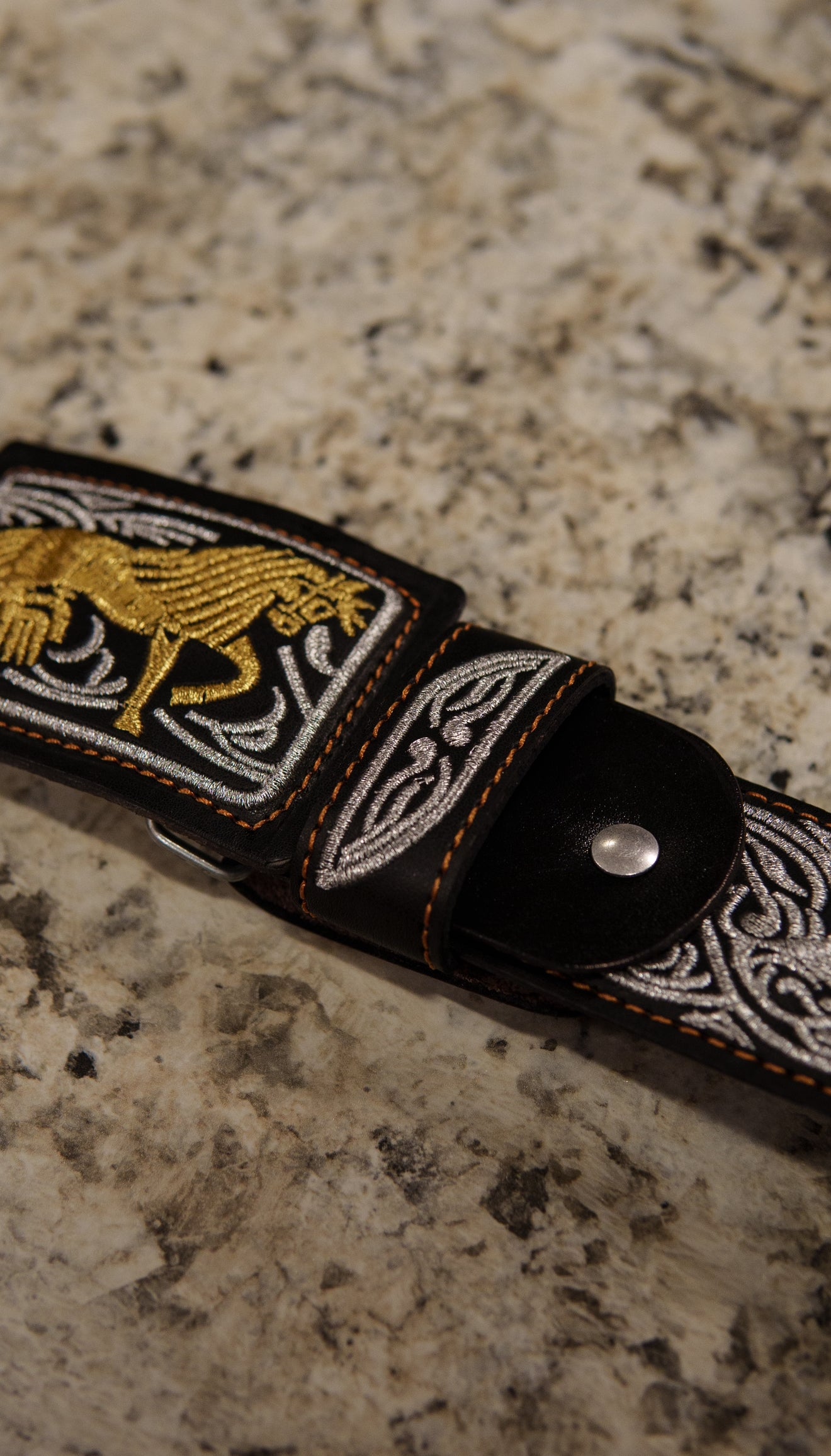 Men’s 2” Belt - Golden Silver Horse