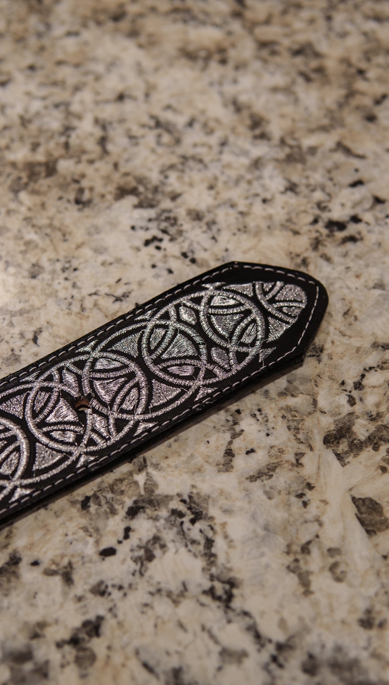 Men’s 2” Belt - Silver Temperest