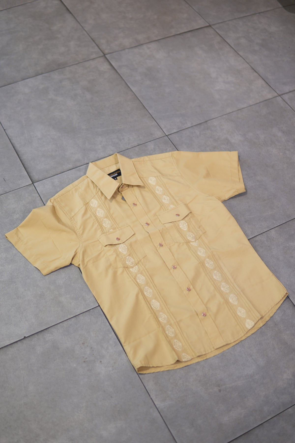 Men’s AW Short Sleeve Button Up “Khaki”