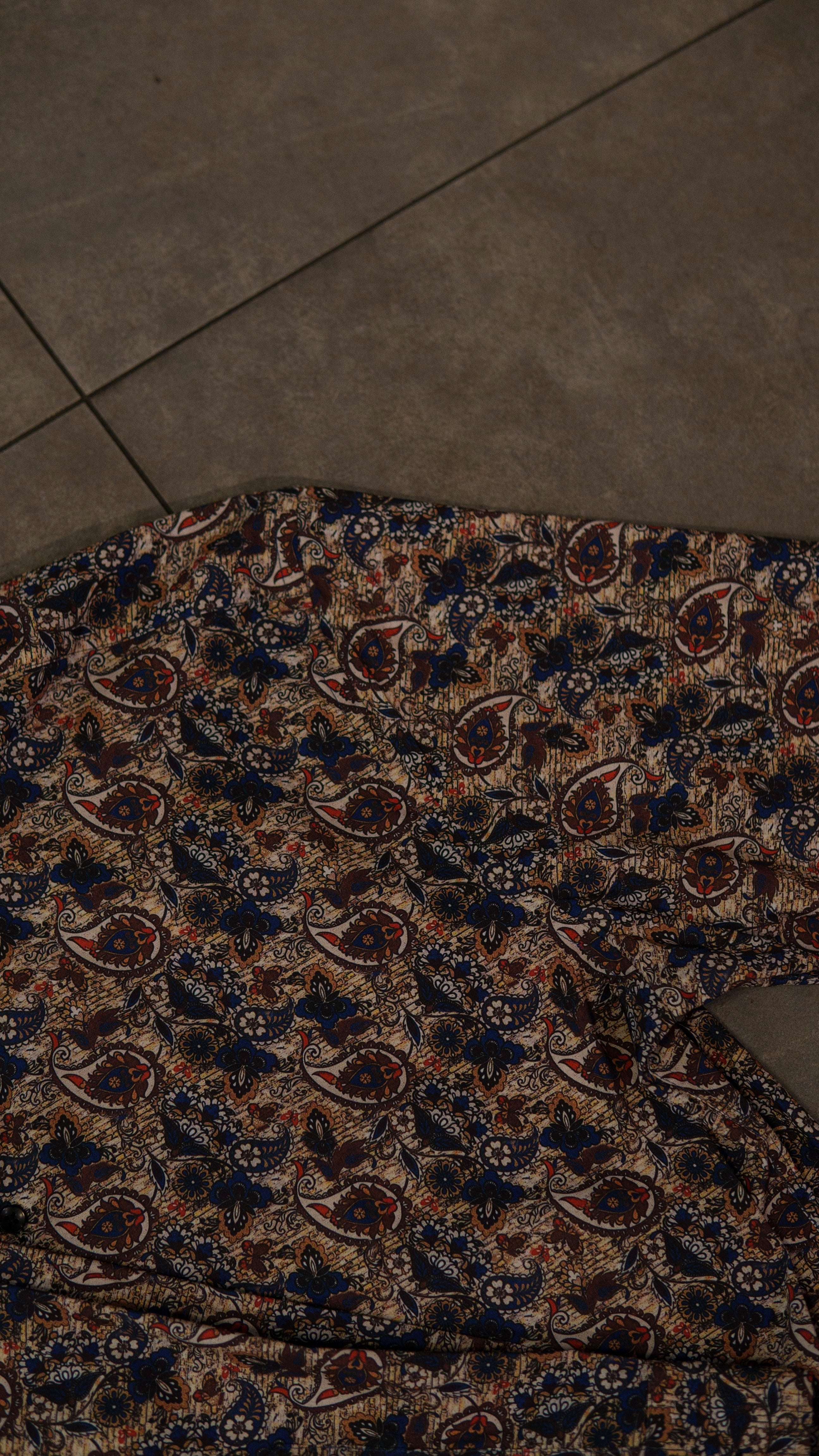 Men’s Printed Long Sleeve Button Up - Earths Liquify