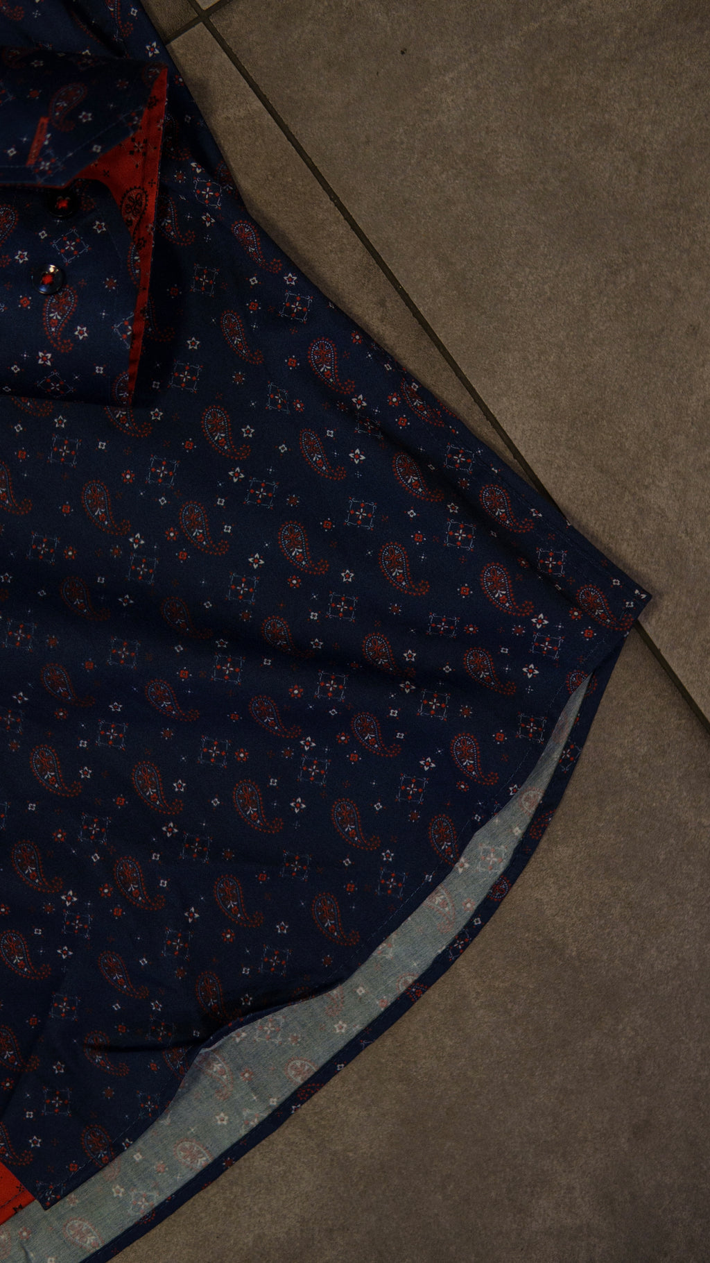 Men’s Printed Long Sleeve Button Up - Gravity Paisley