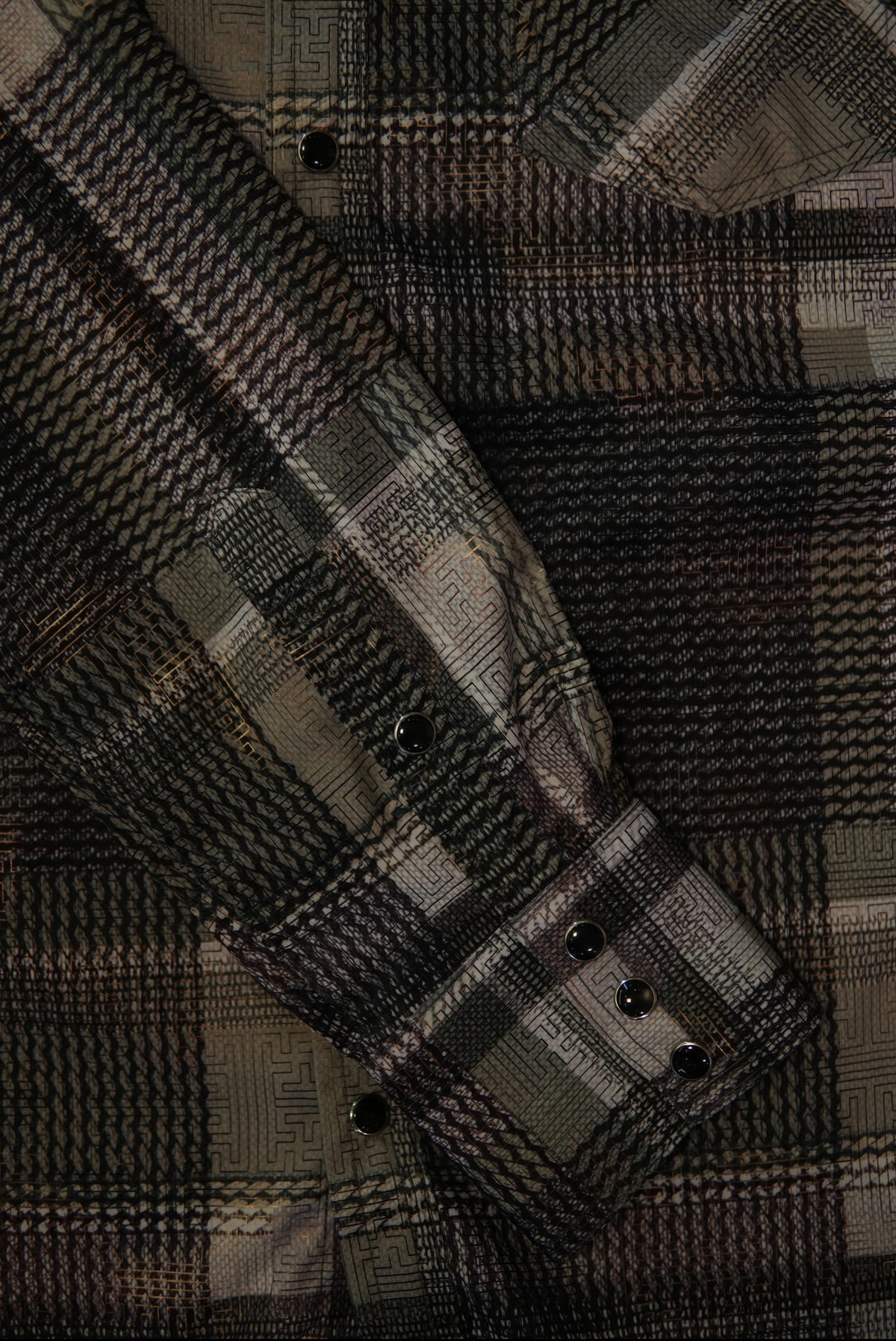 Men’s Printed Long Sleeve Button Up - Alo