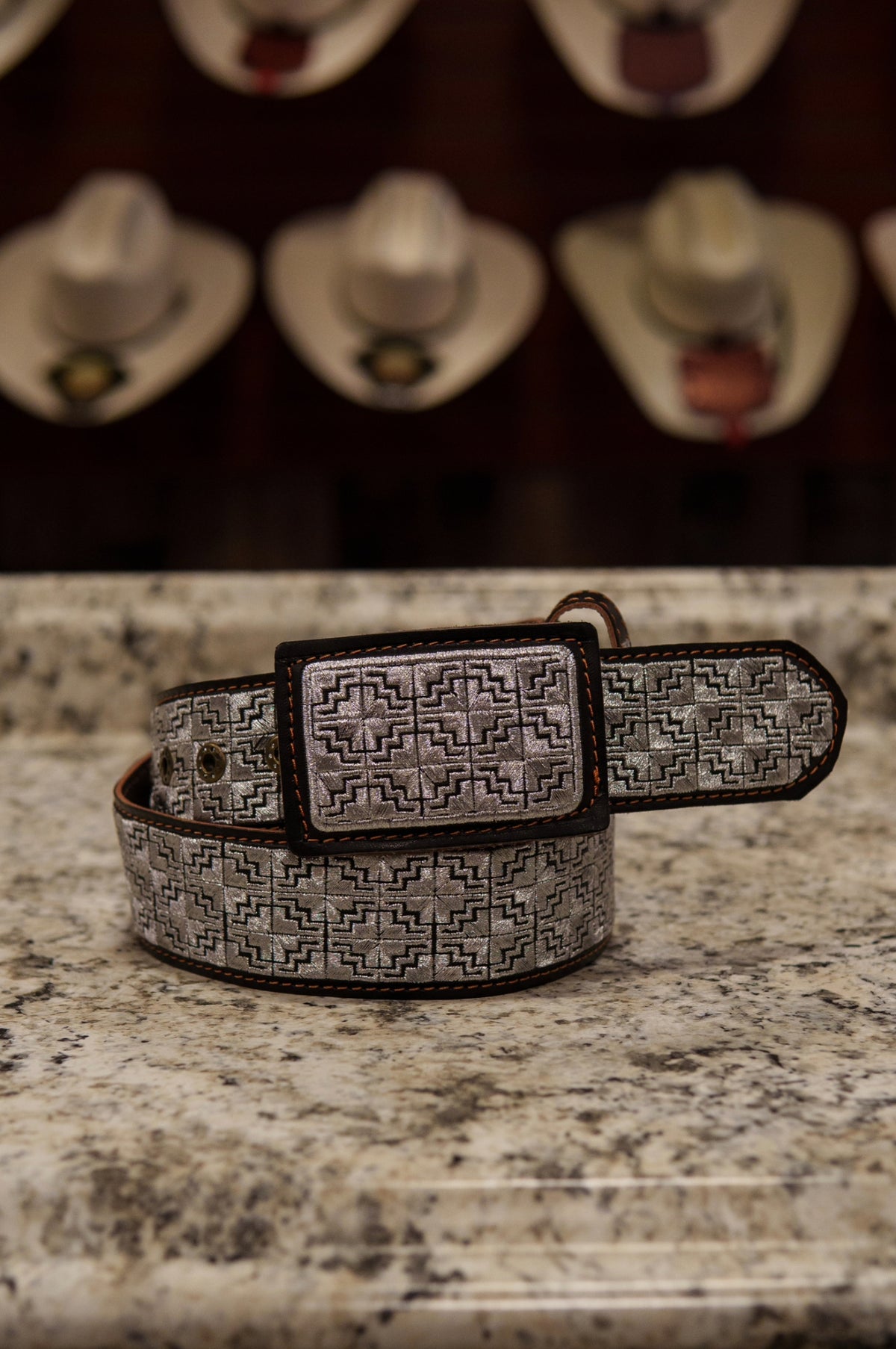 Men’s 2” Belt - Silver Plaque