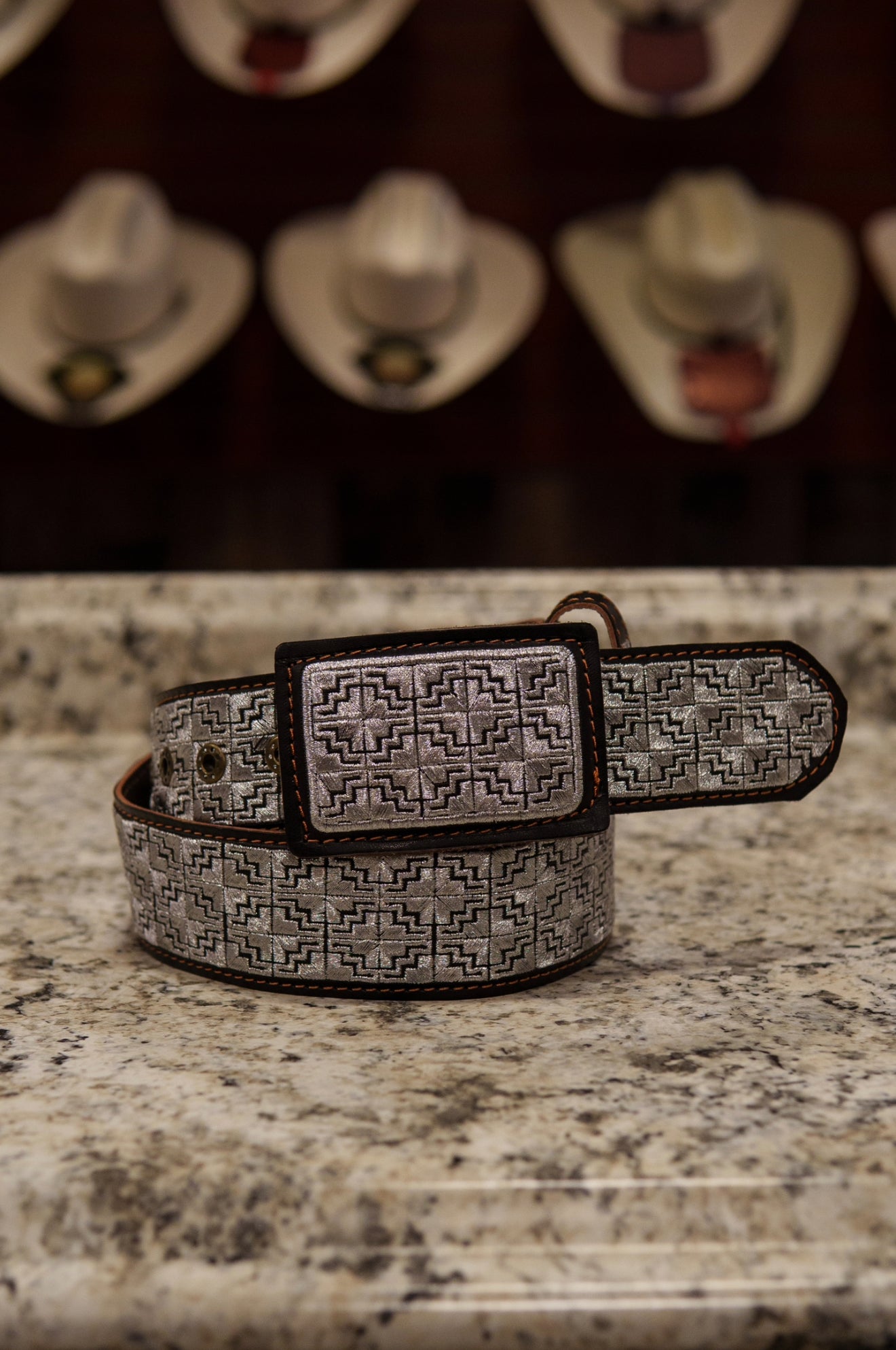 Men’s 2” Belt - Silver Plaque