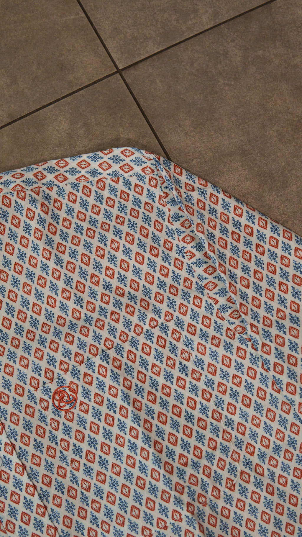 Men’s Printed Long Sleeve Button Up - Printed Ornament