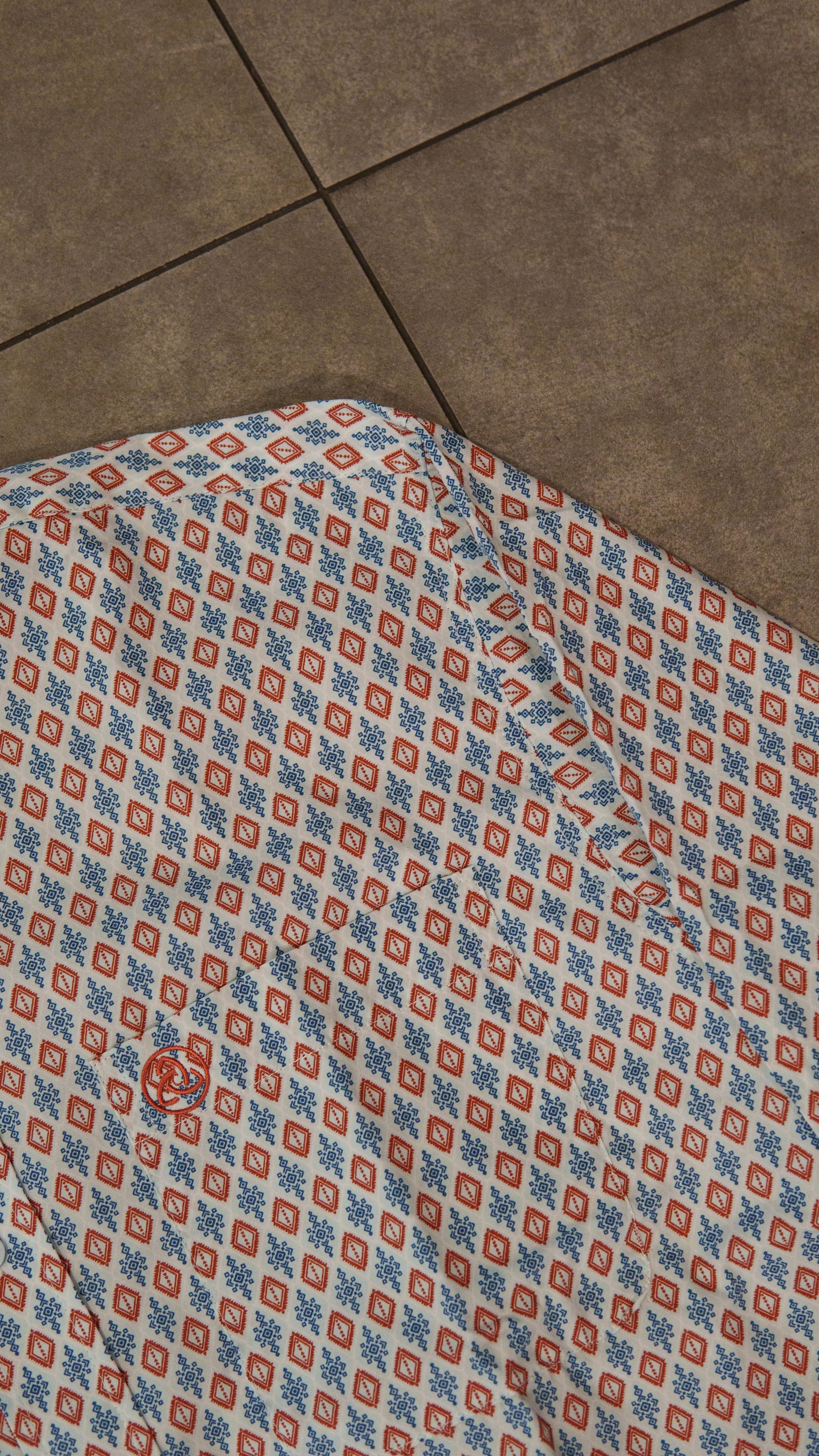 Men’s Printed Long Sleeve Button Up - Printed Ornament