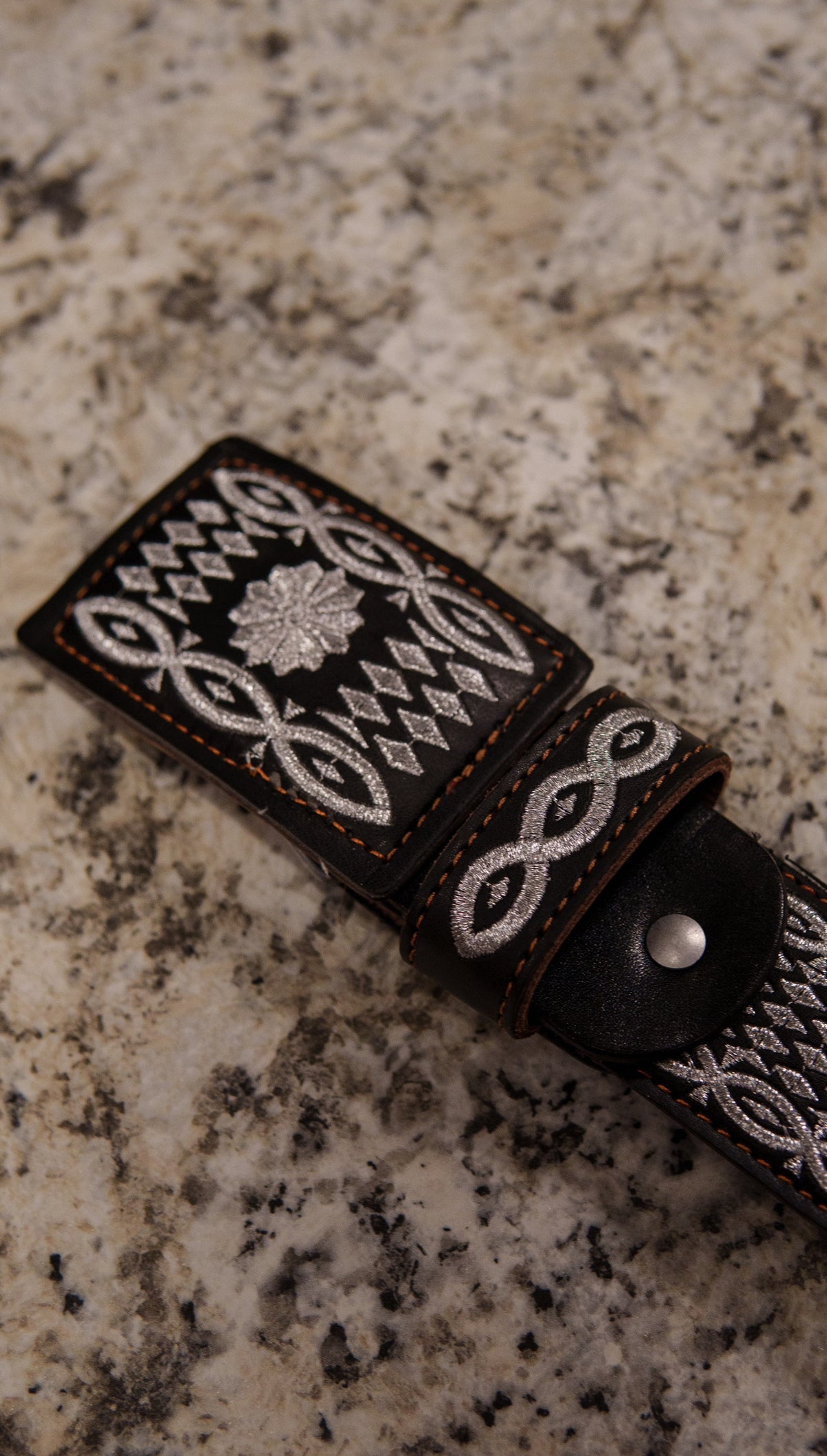 Men’s 2” Belt - Silver Sun