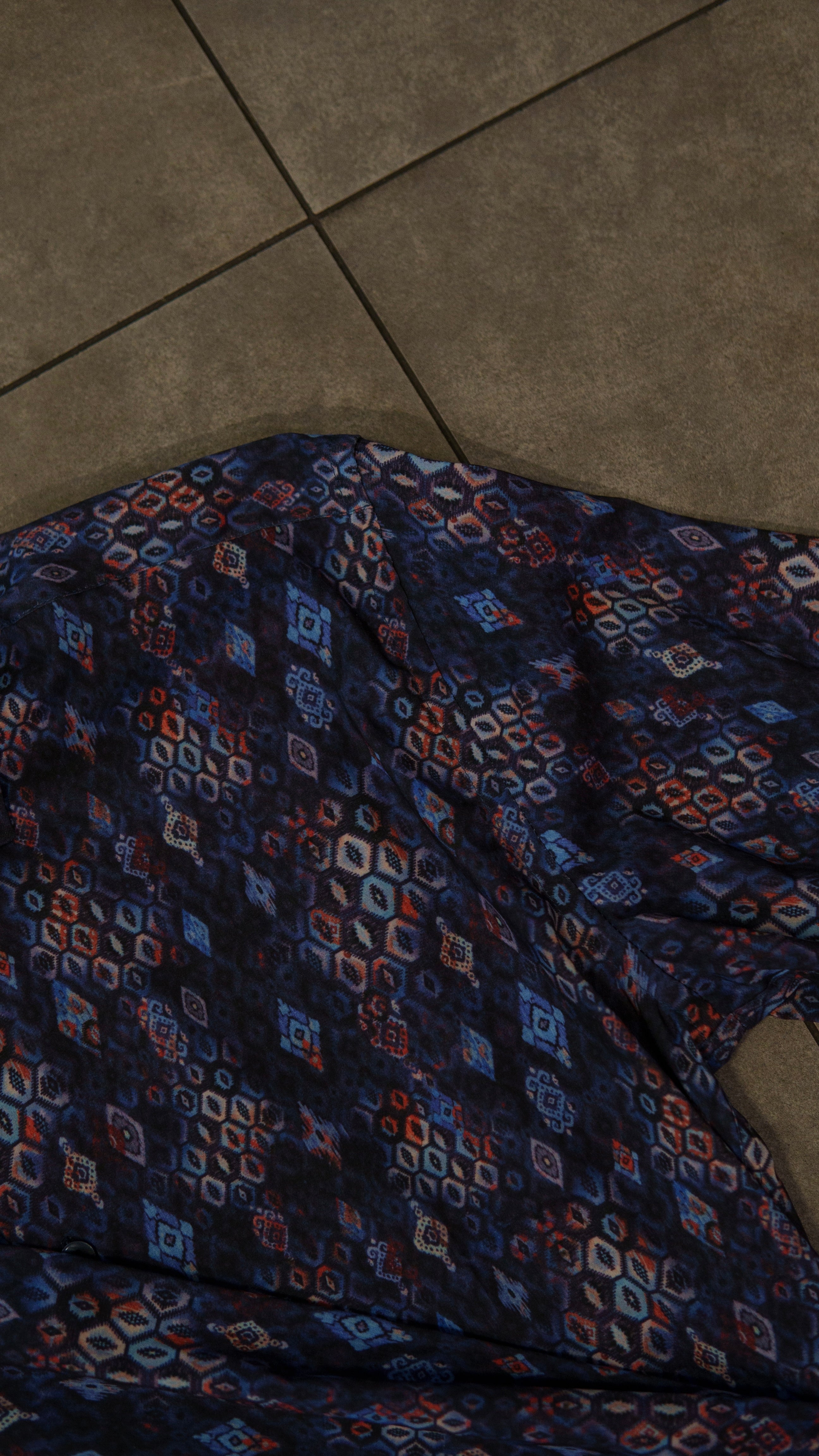 Men’s Printed Long Sleeve Button Up - Hexagonal Purp