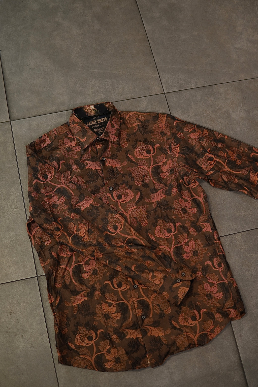 Men’s Printed Long Sleeve Button Up - Sun Burnt Flower