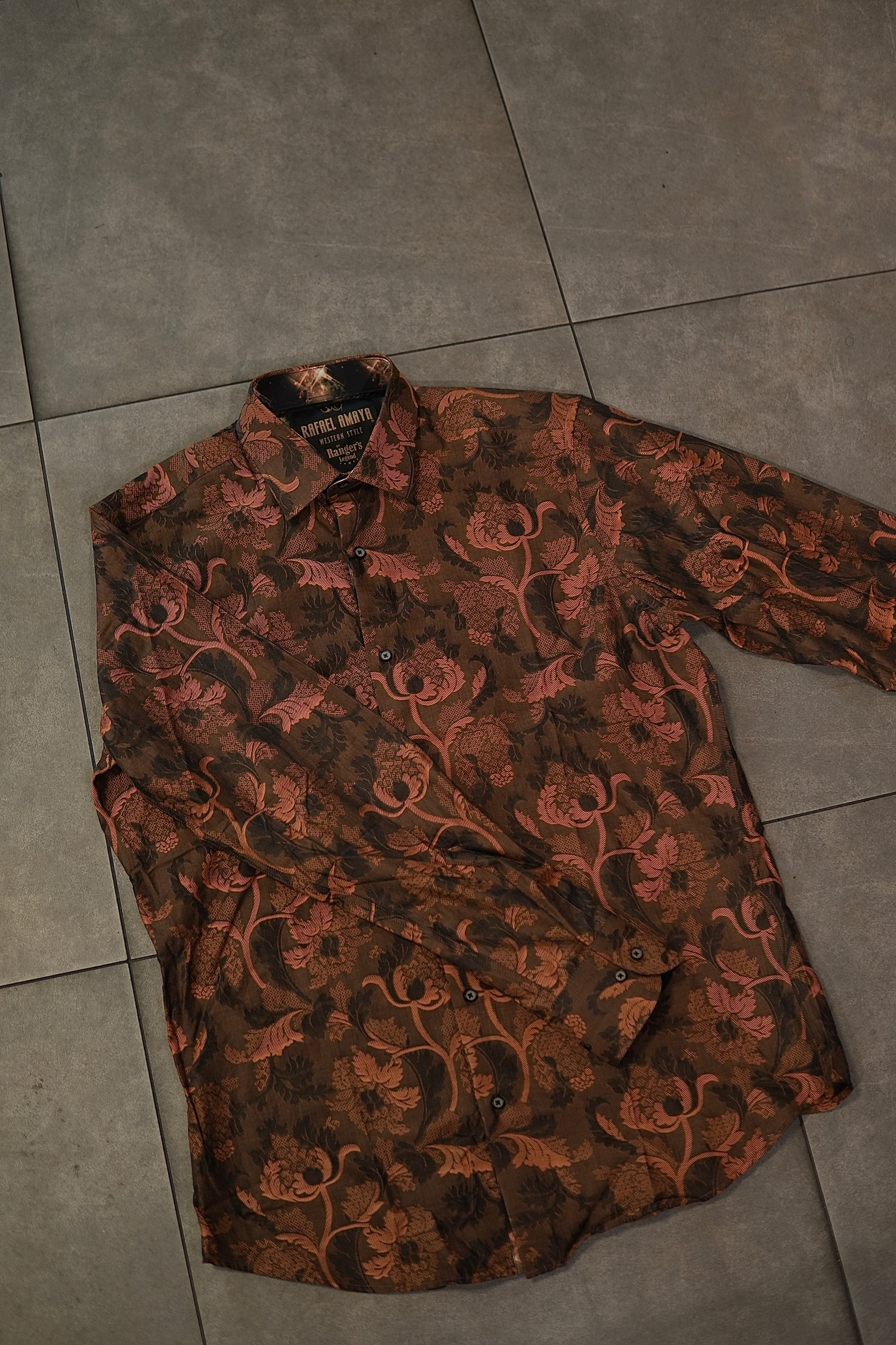 Men’s Printed Long Sleeve Button Up - Sun Burnt Flower