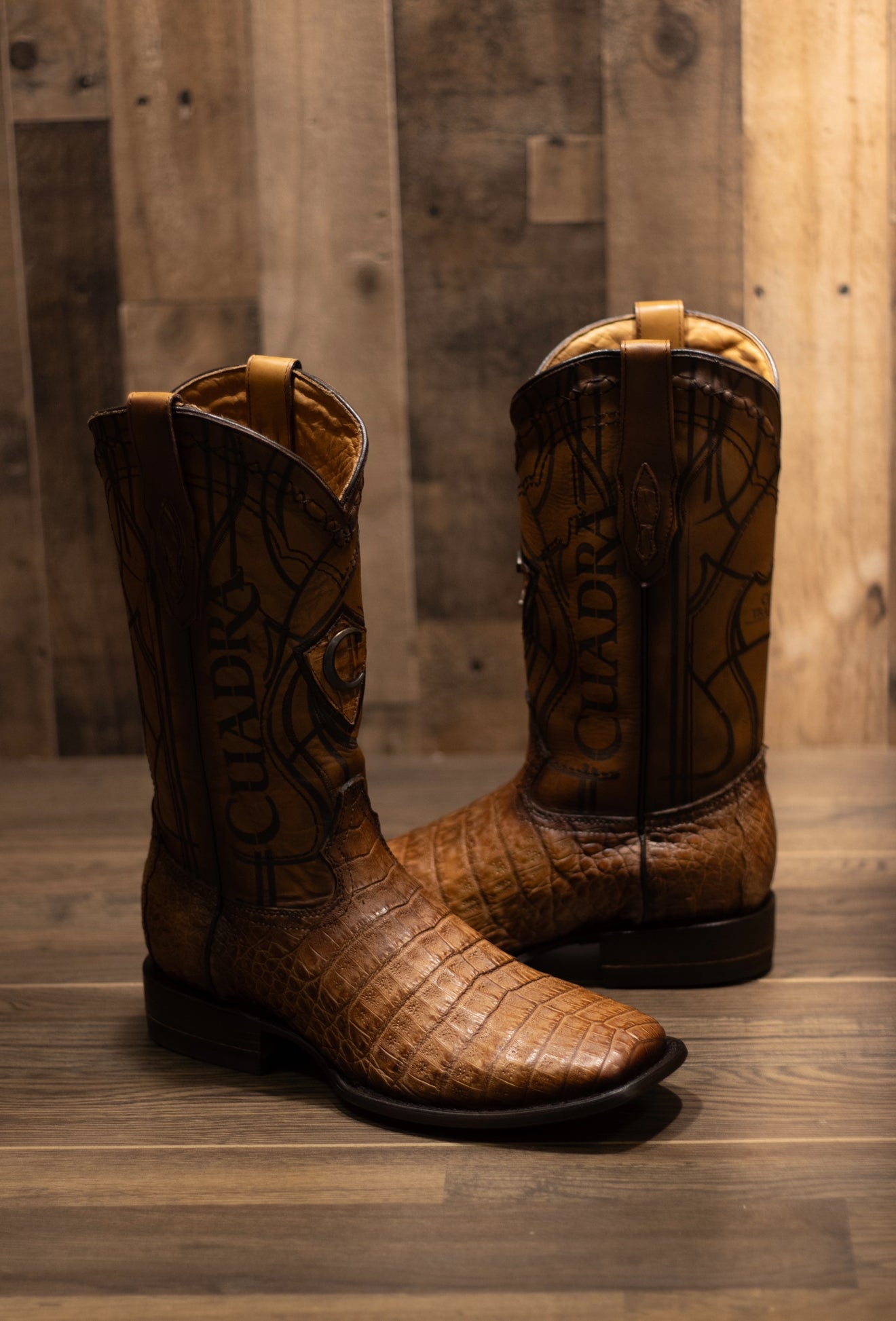 Cuadra - Caiman Belly Toaster Almendra Square Toe