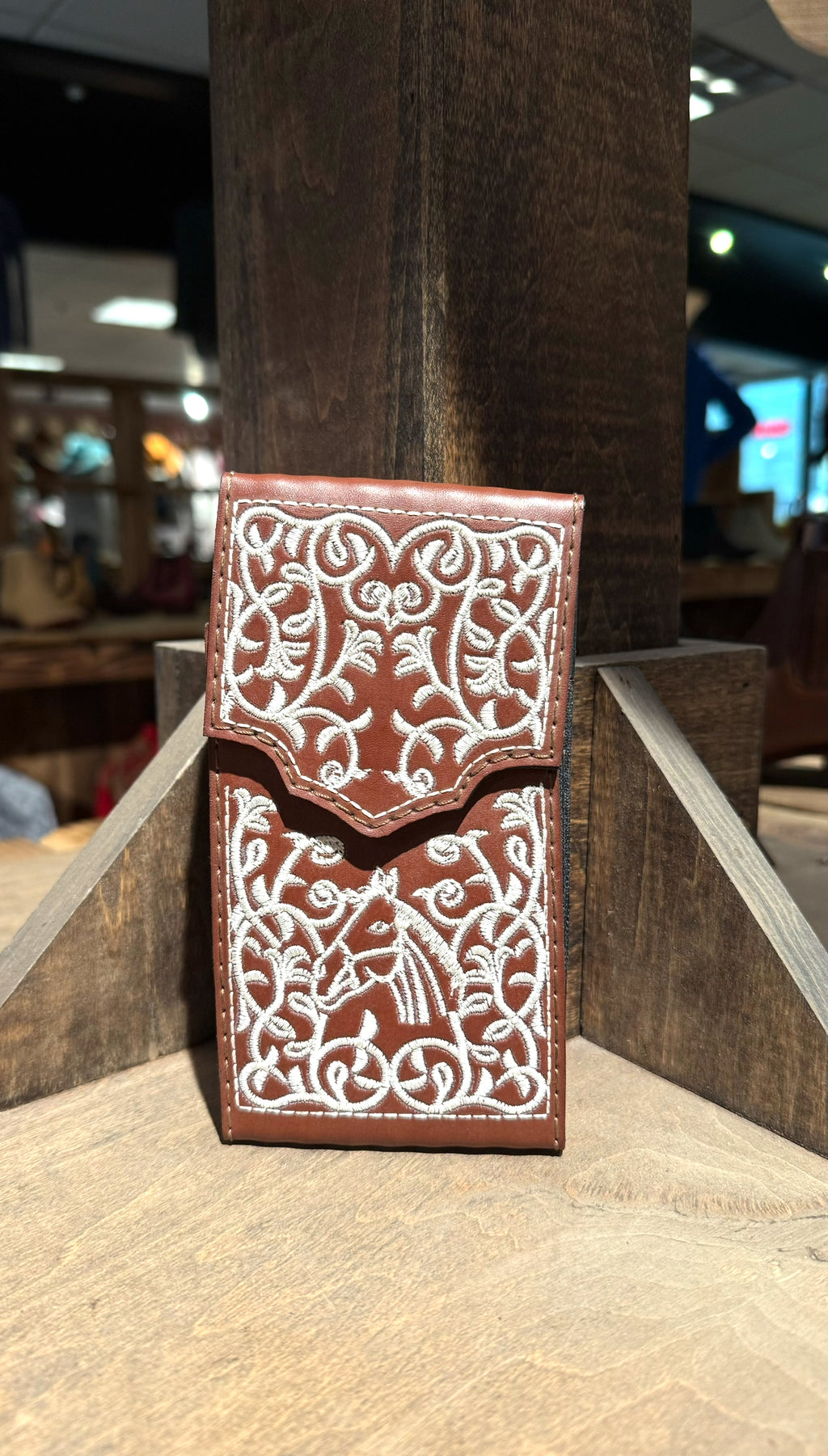 Cafe Thorns Phone Holder