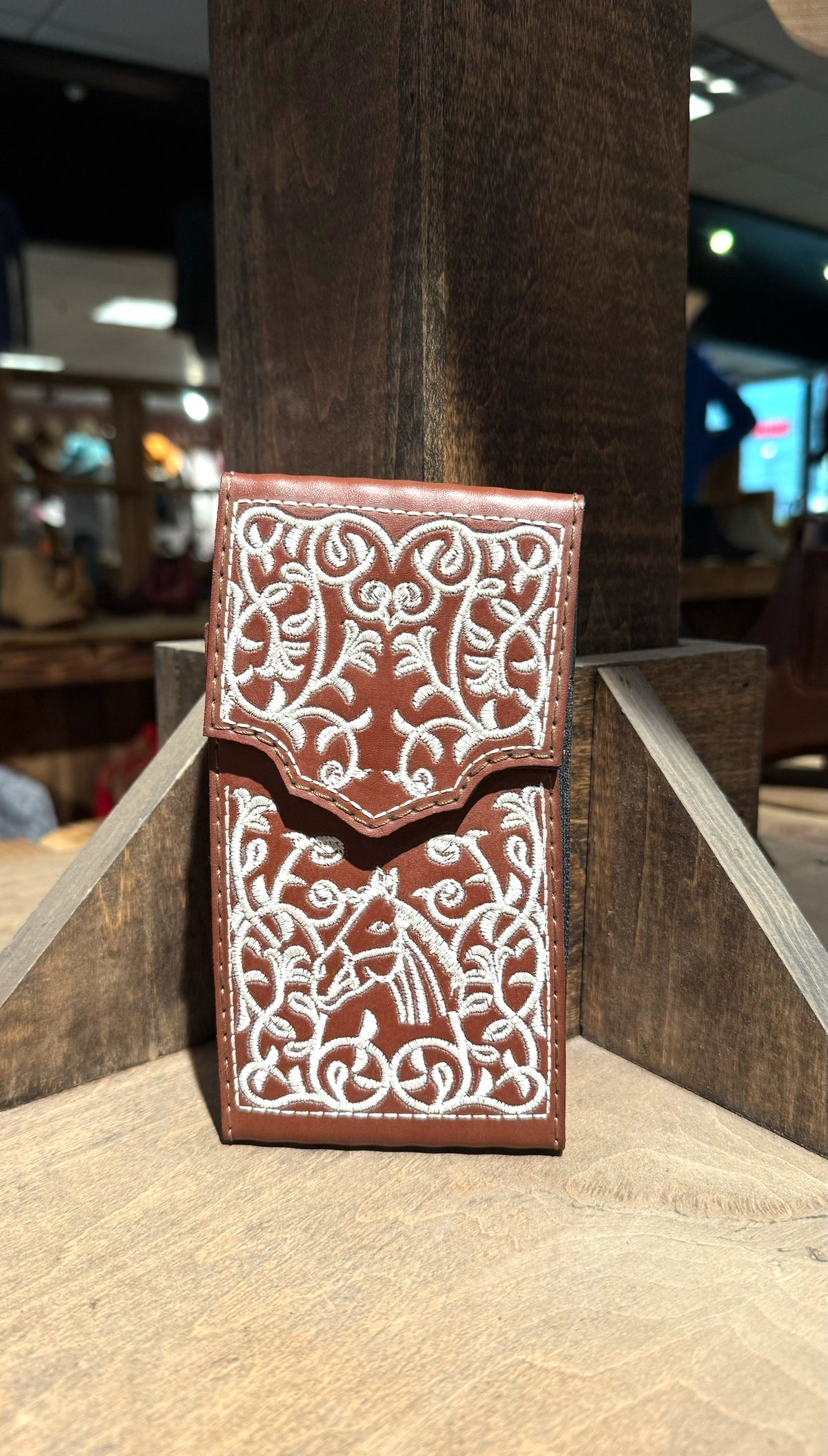 Cafe Thorns Phone Holder