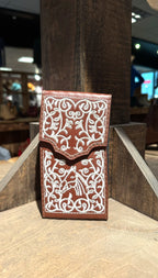 Cafe Thorns Phone Holder