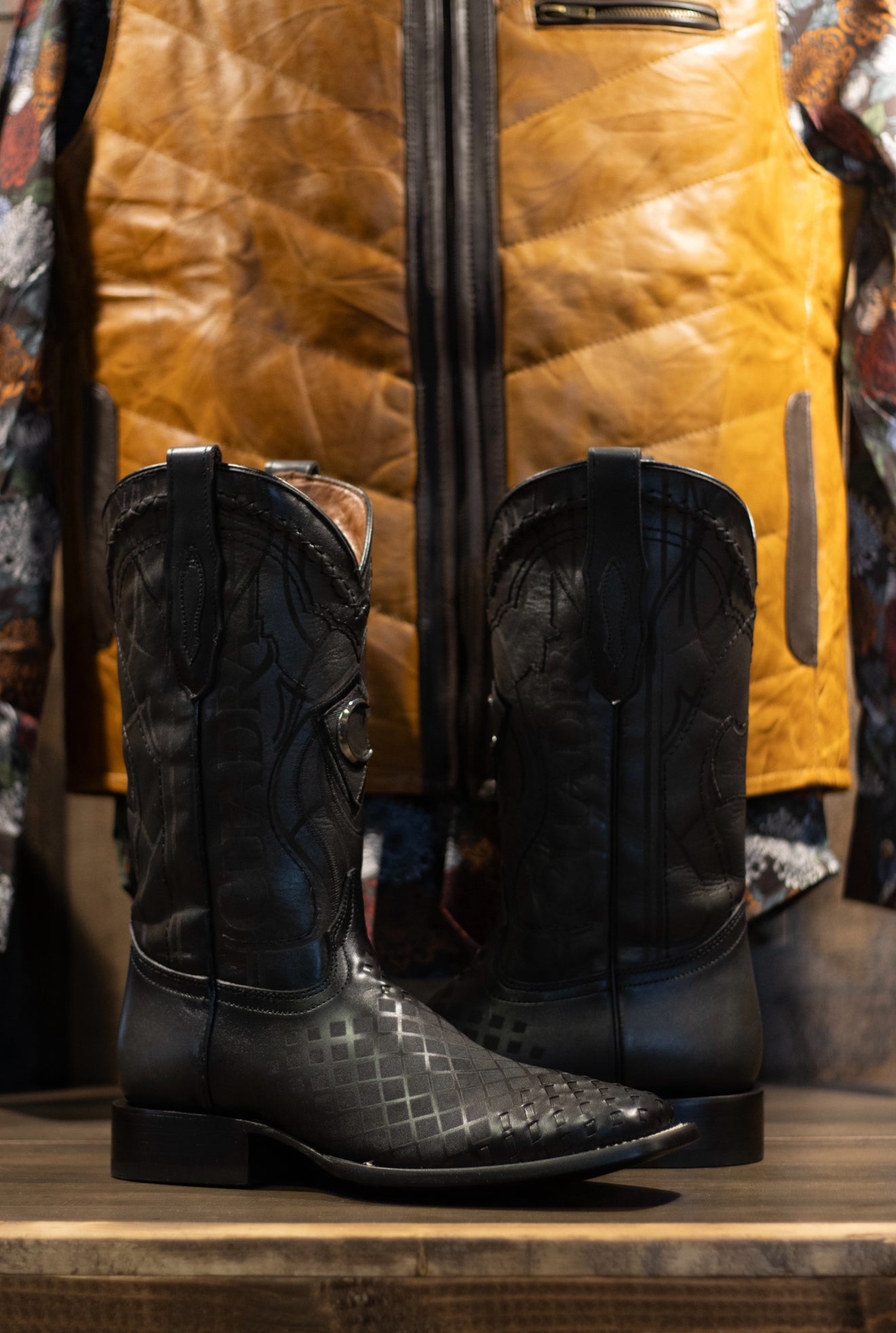 Cuadra - Sillero Over Negro Square Toe 3Z0RS