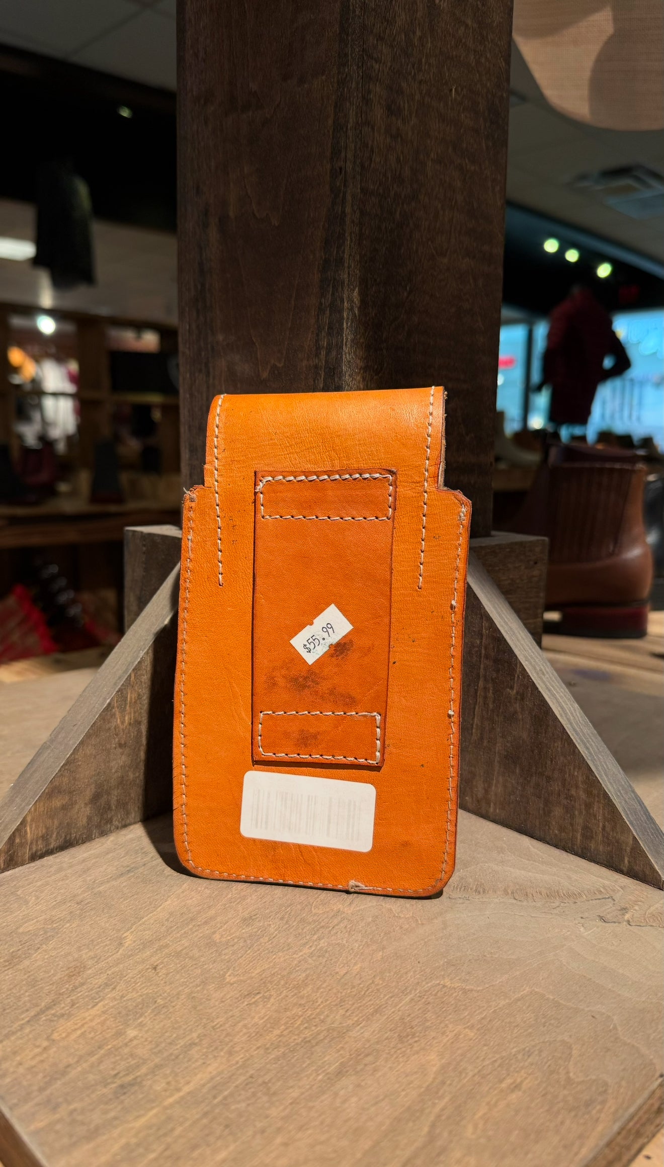 Roman Horse Shoe Phone Carrier