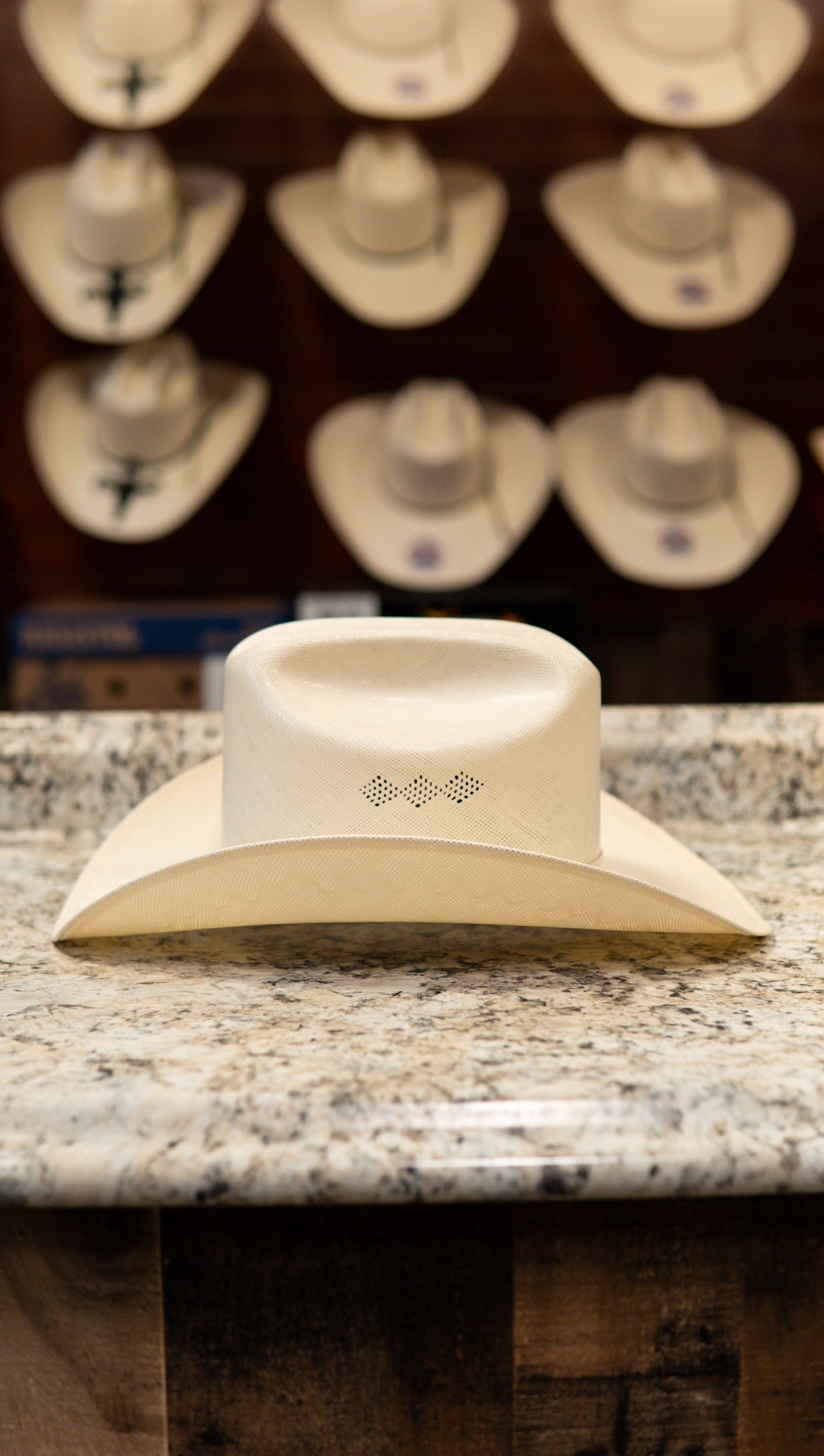 Cuernos Chuecos Sombrero Straw 300X Durango Style Hat