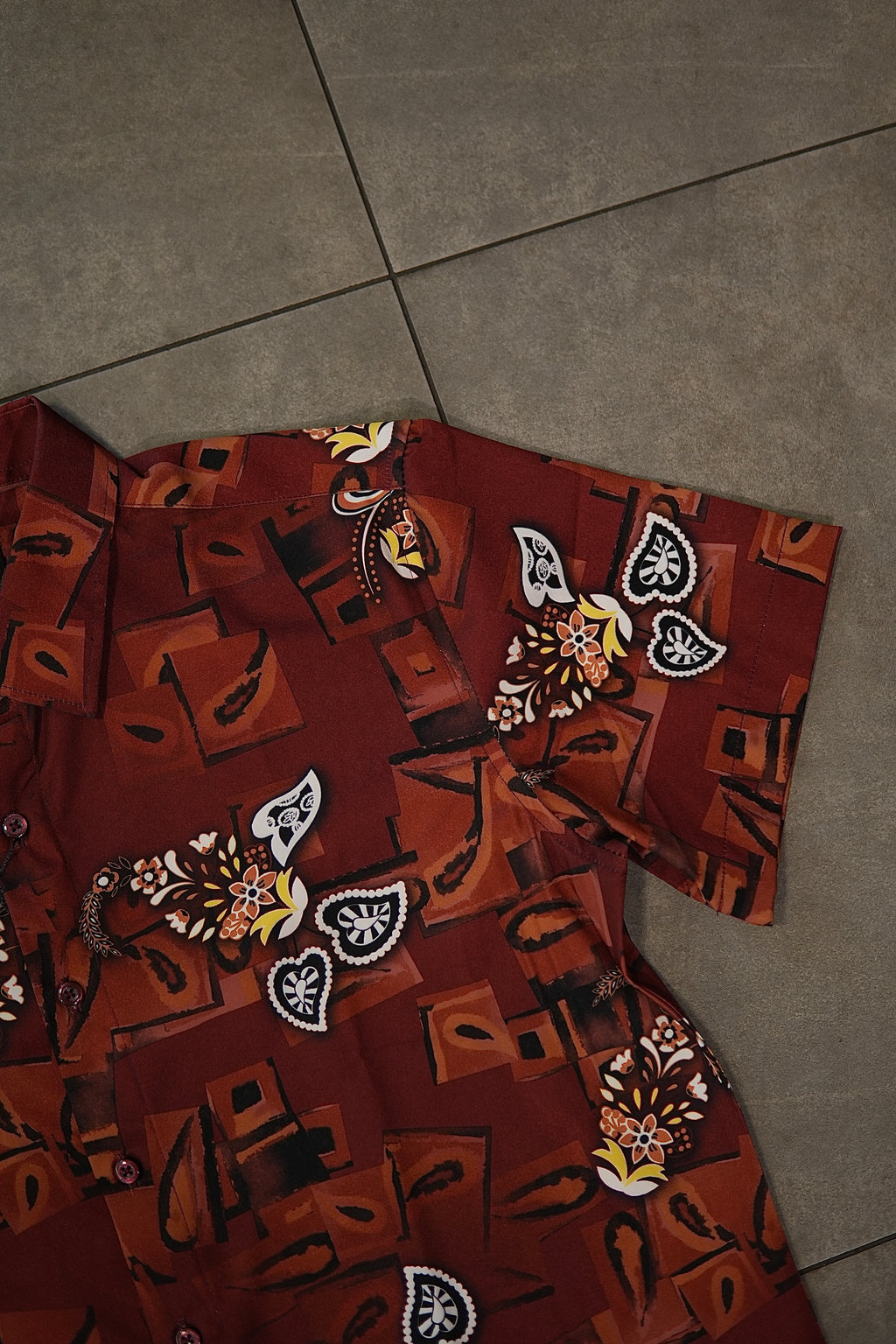 Men’s Printed Short Sleeve Button Up - Paisburg