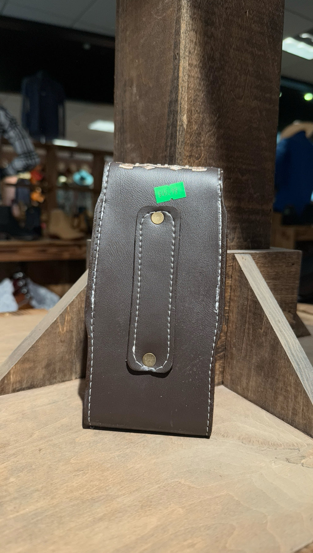 Triple Horse Head Phone Carrier