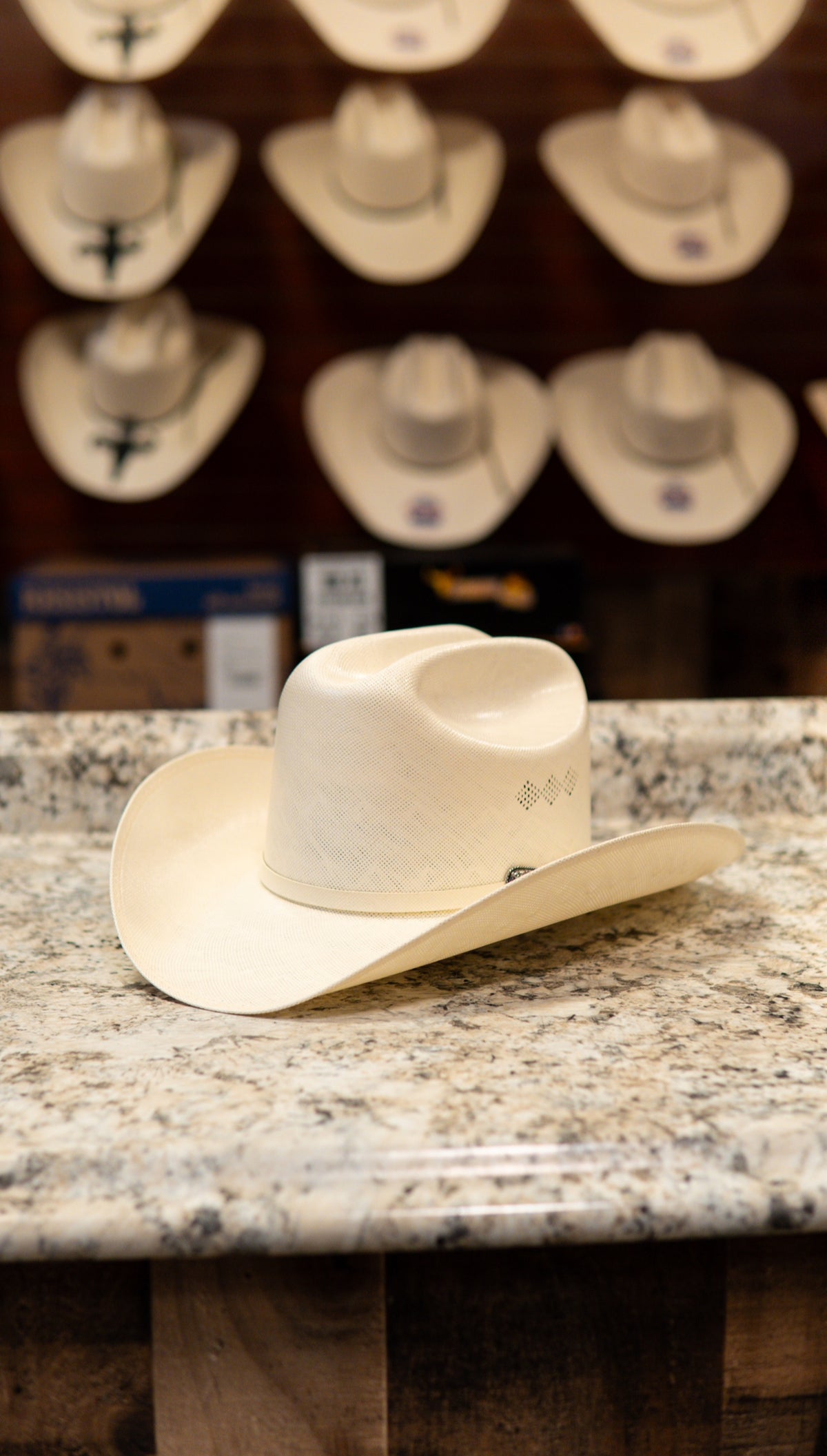 Cuernos Chuecos Sombrero Straw 300X Durango Style Hat