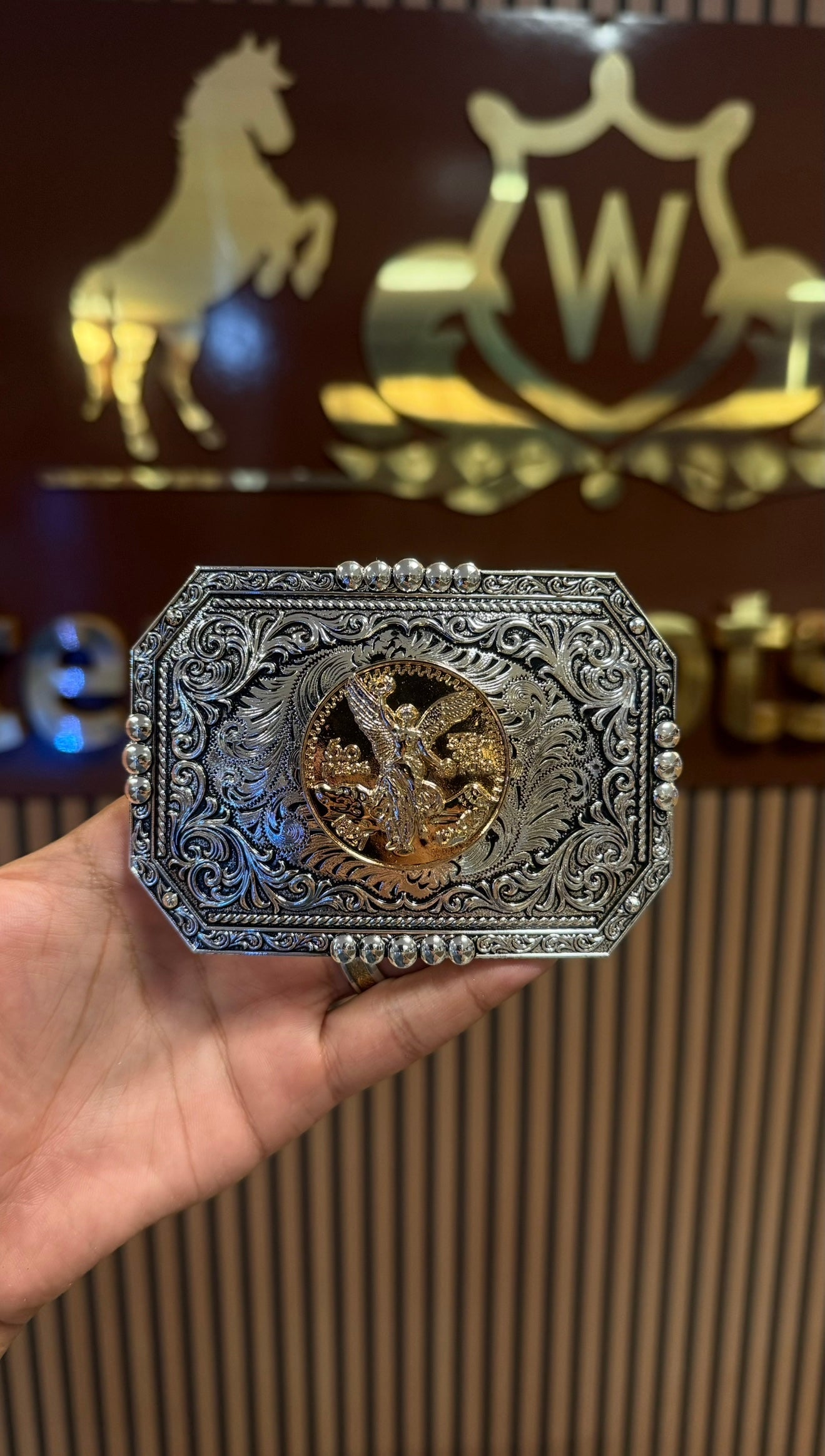 Centenario Hand Tool Silver Buckle