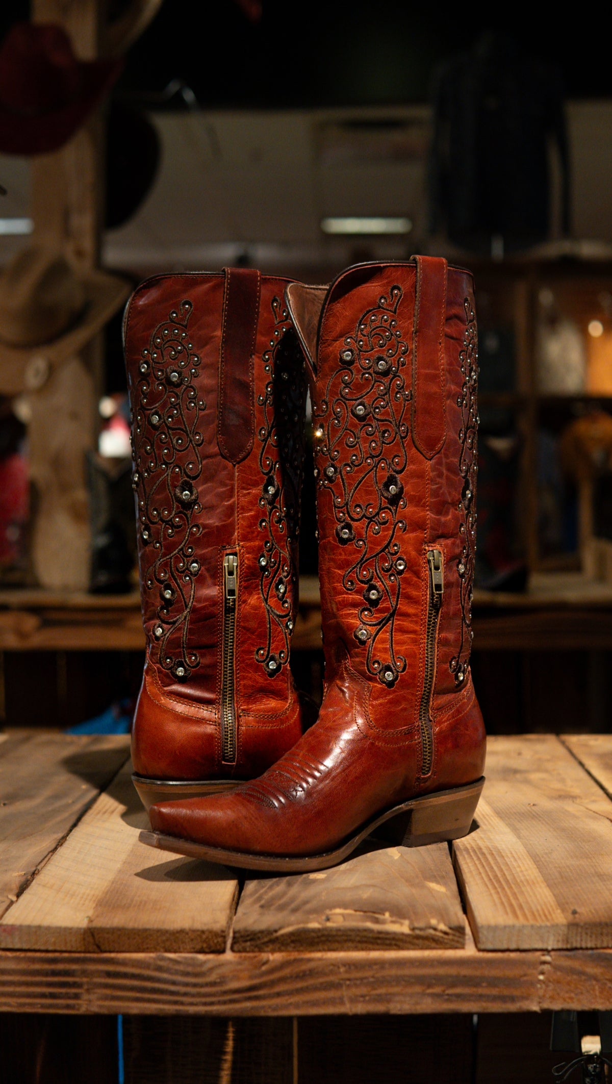 Athiri Ladies Montana Cognac Snip Toe Boots