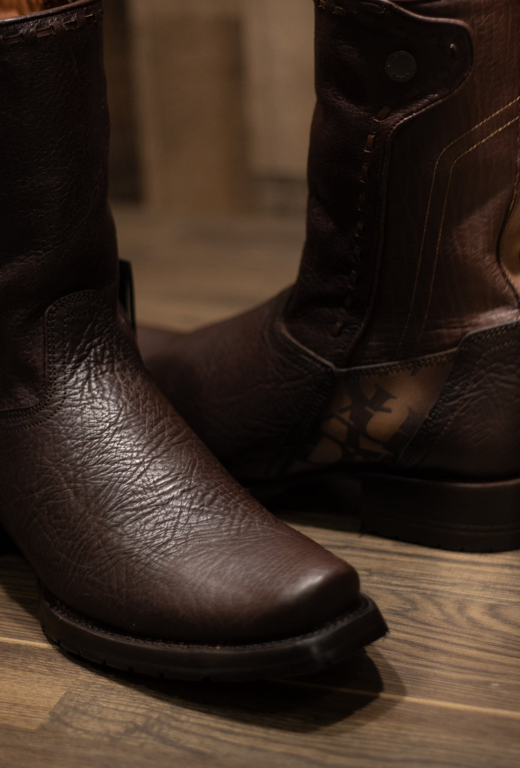 Cuadra - Bull Shoulder Narrow Square Toe Boots