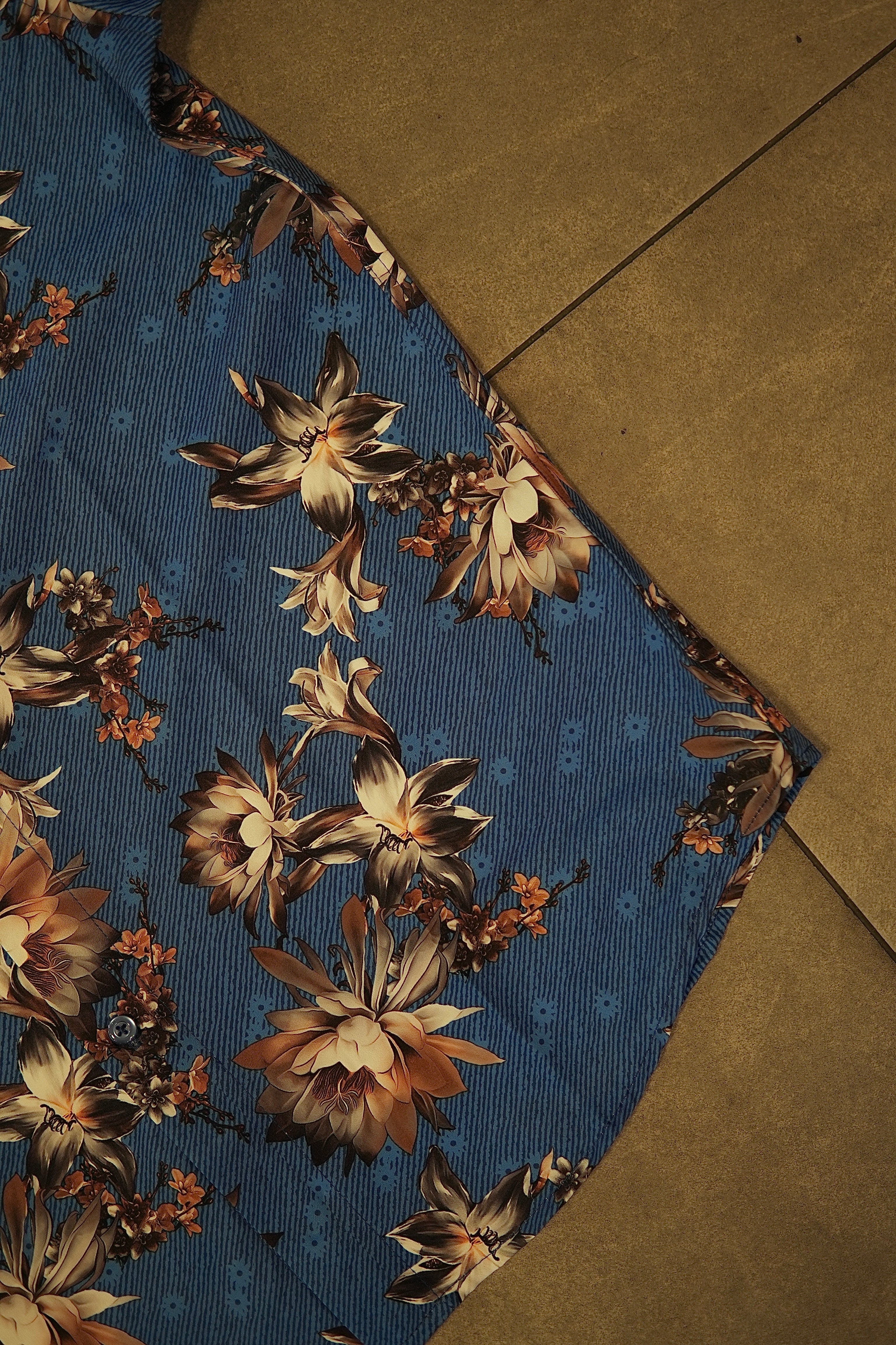 Men’s Printed Short Sleeve Button Up - Sky Blue Flower