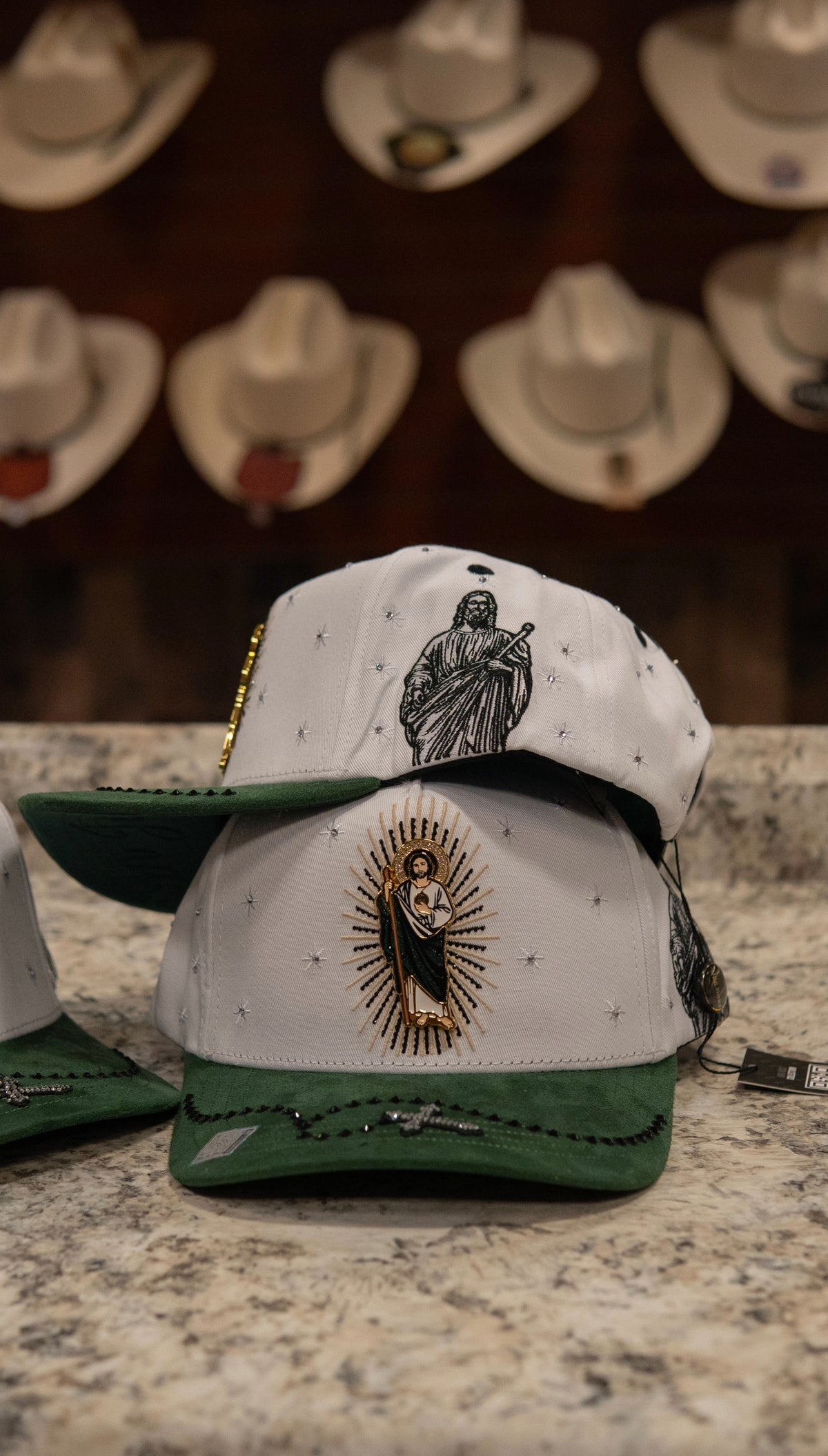 Bigg Boss Snapback Cap San Judas White Chrystal